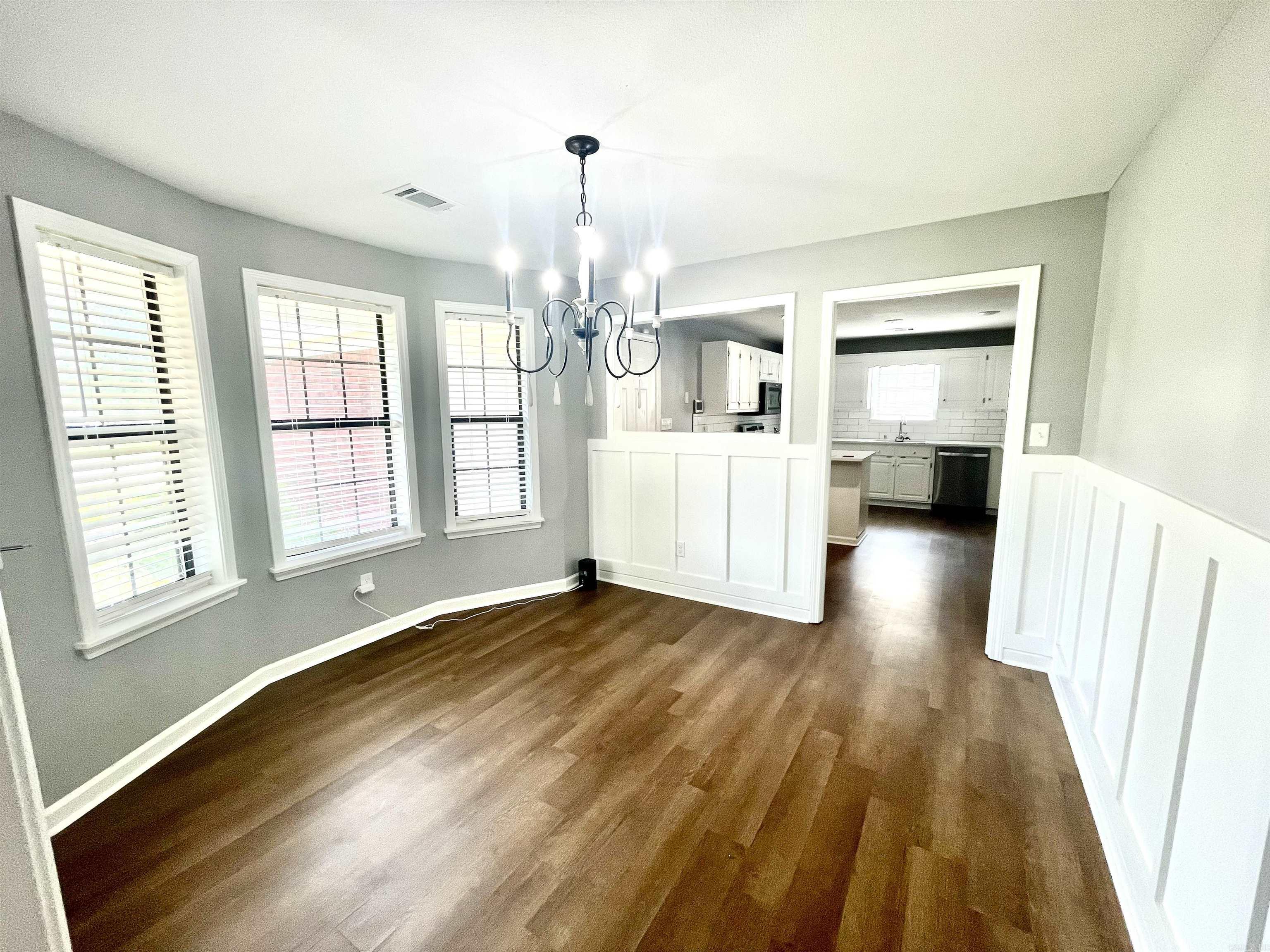 FIELDS FARM - Residential