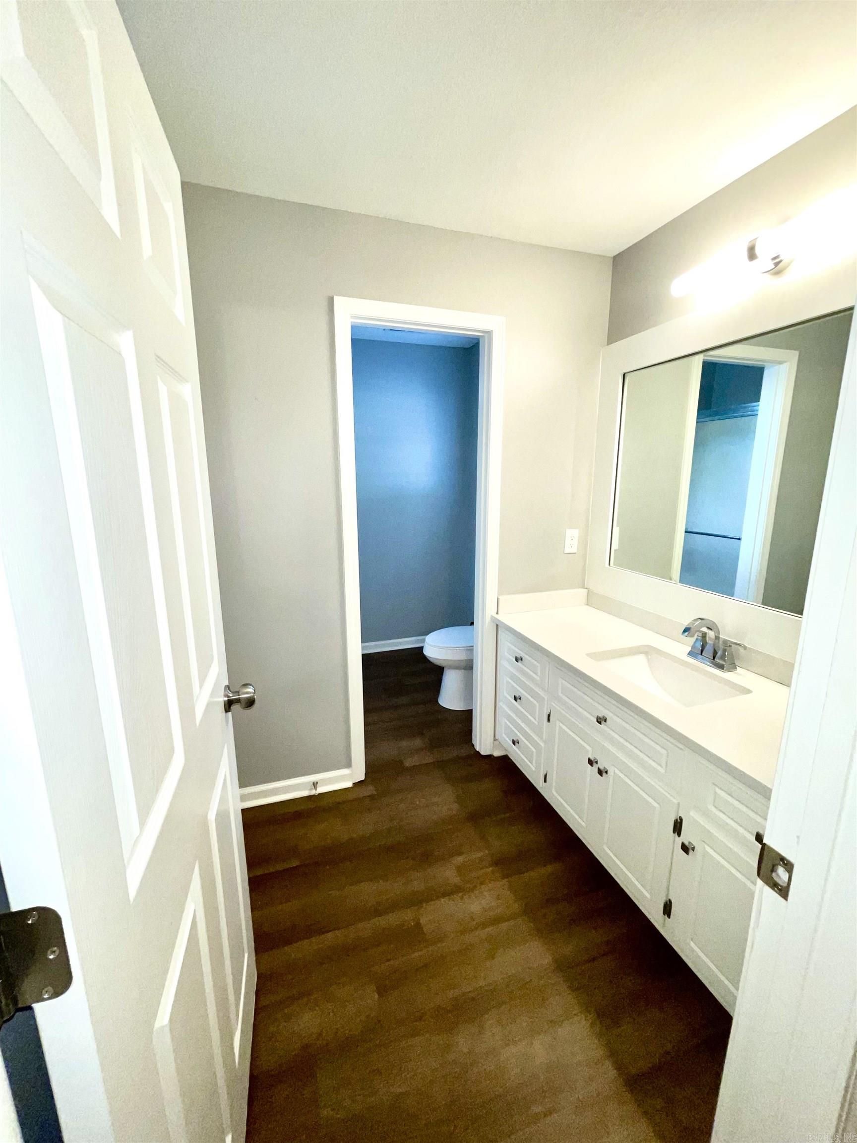 FIELDS FARM - Residential