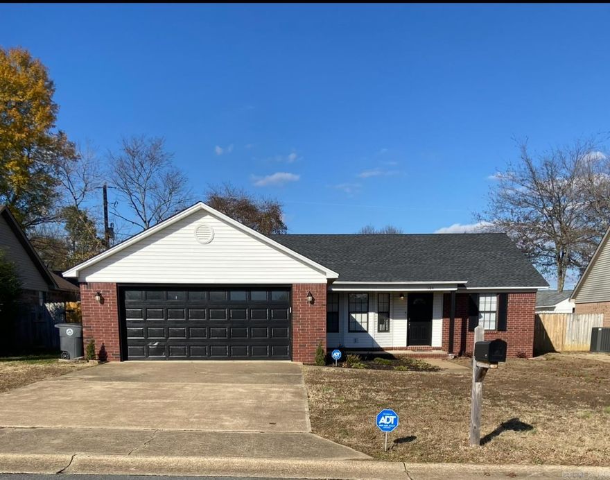 ???? Price Change ???? MOVE IN READY, 3-bed, 2- bath, newly remodeled, minutes from downtown Searcy, shopping, restaurants , schools and conveniently near the HWY 13 bypass, offering quick and easy access to I 57. This home offers nice size kitchen, separate dining area, spacious living area to relax with family, walk in closets, and covered patio for grilling and entertaining, fenced back yard if you have pets. Come check it out!  This property is agent owned.