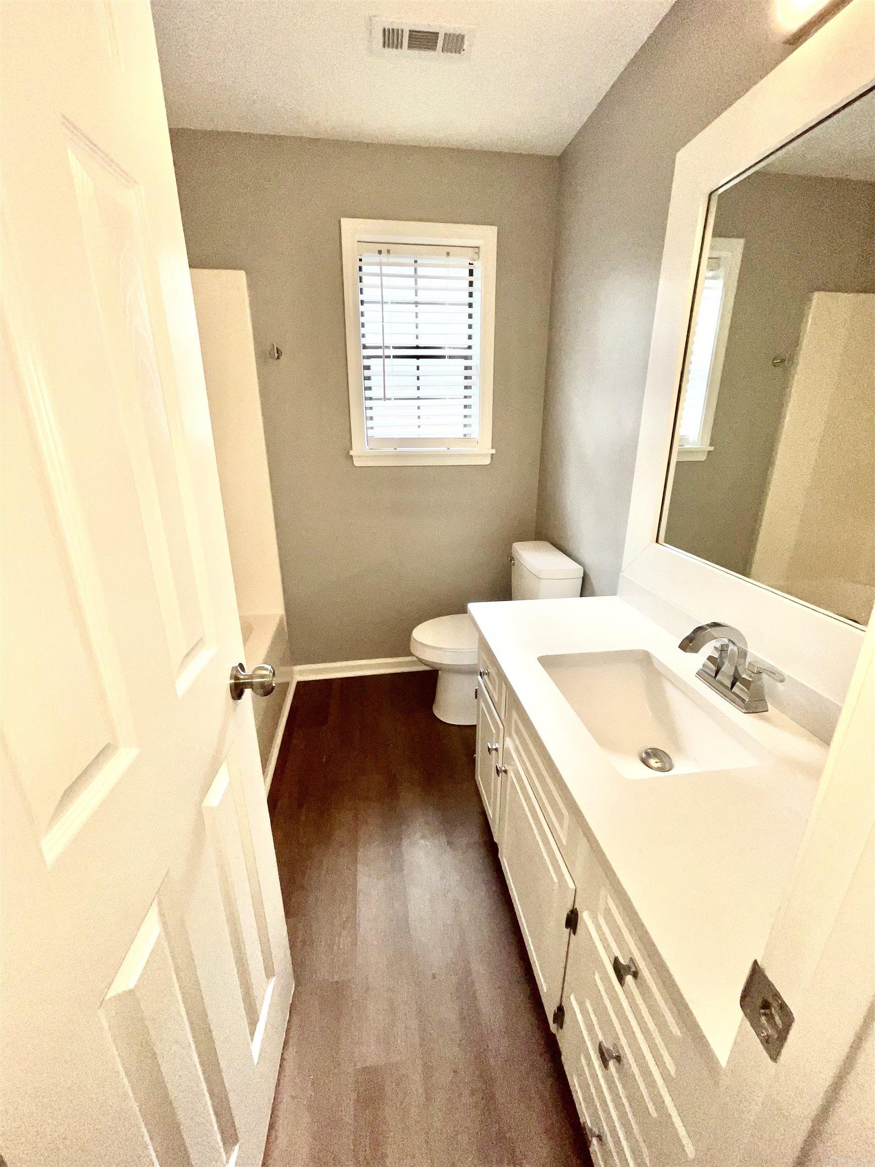 FIELDS FARM - Residential