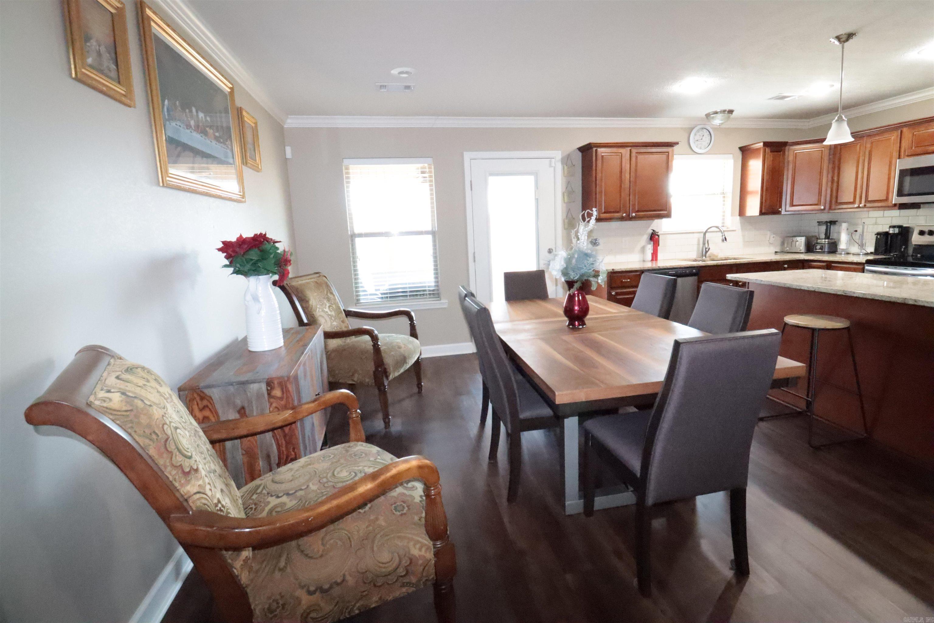 SAGEBRUSH COVE - Residential