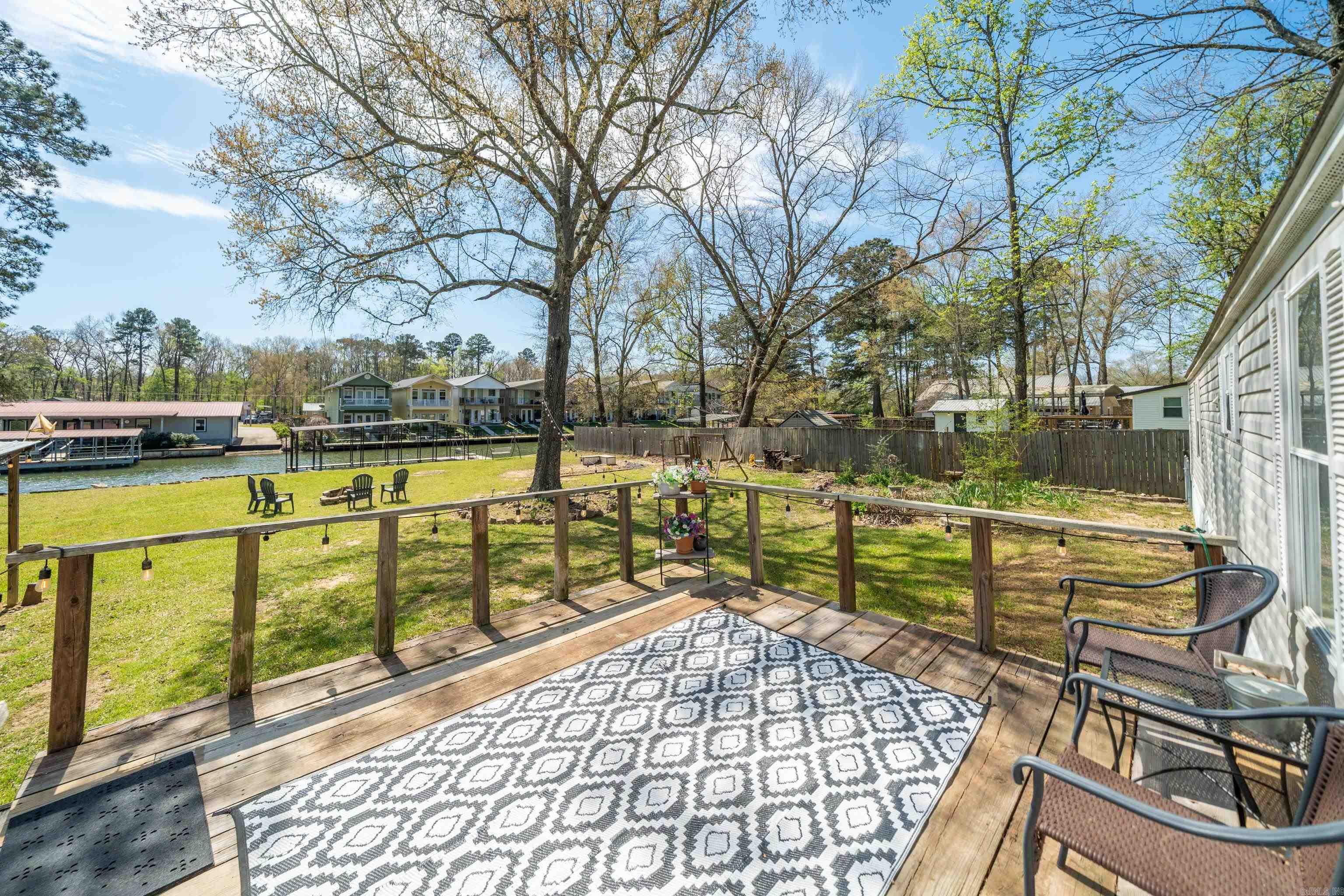 Lake Aire - Residential