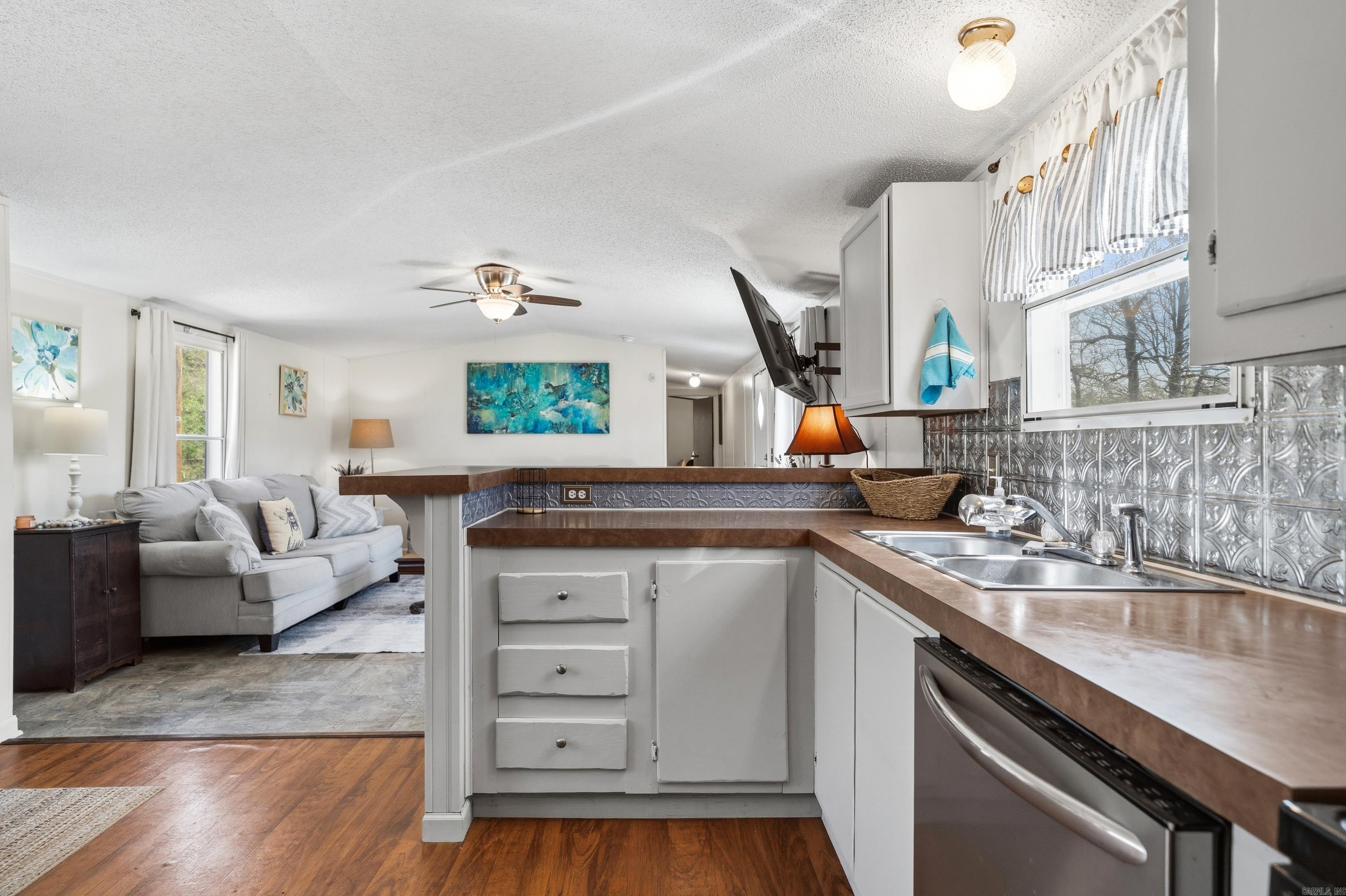 Lake Aire - Residential