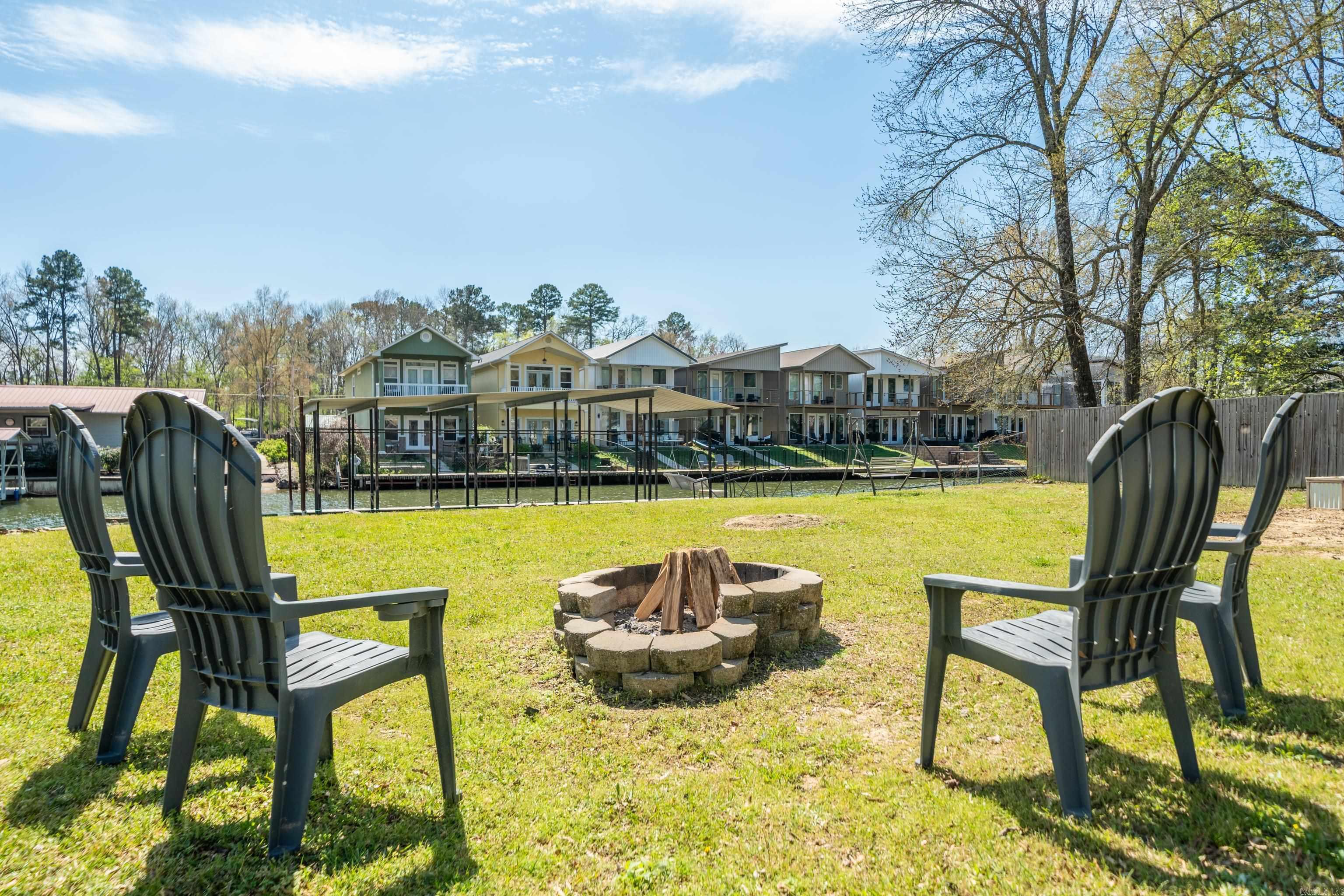 Lake Aire - Residential