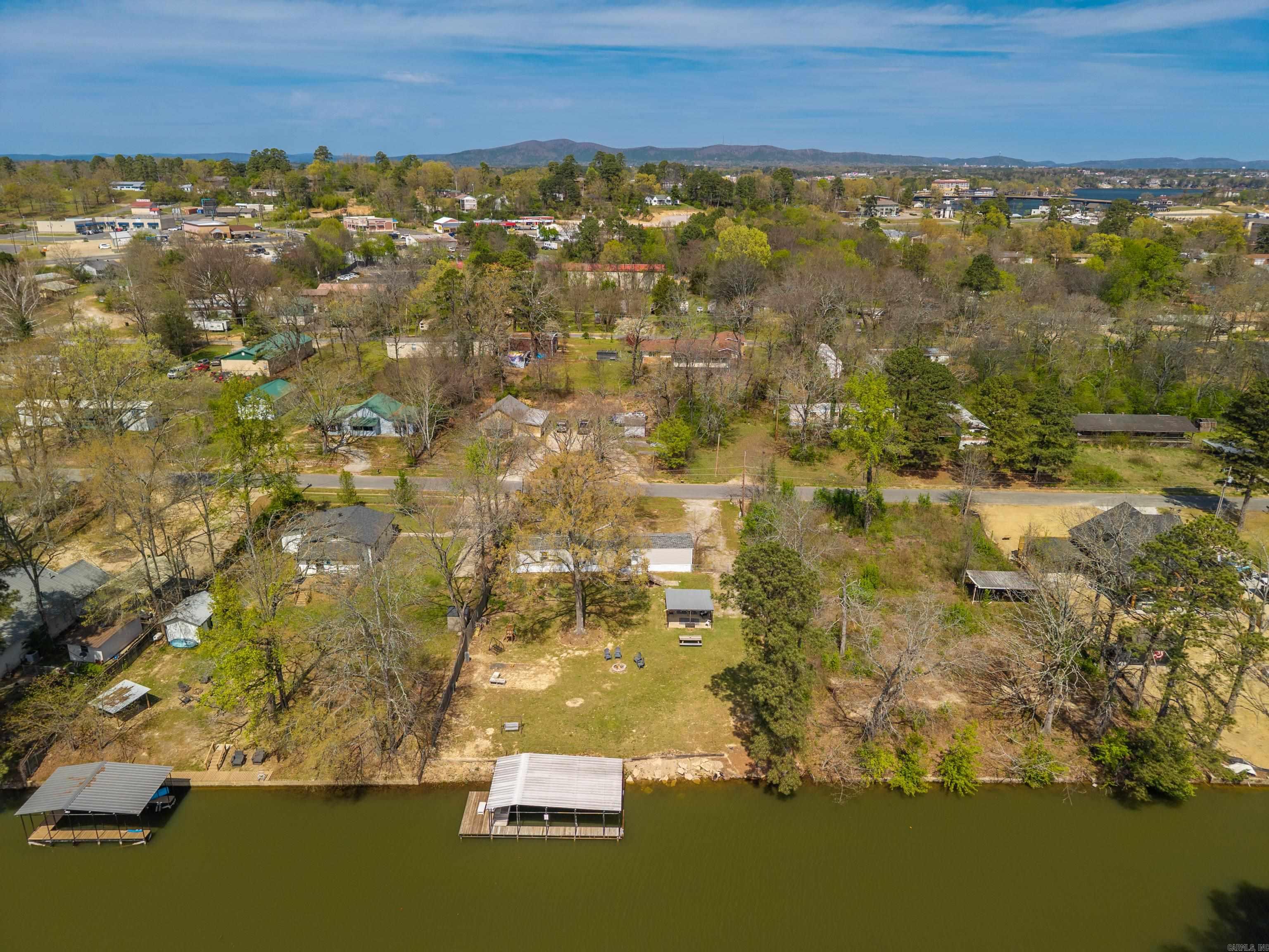 Lake Aire - Residential