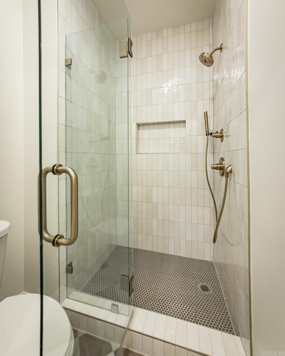 COUNTRY CLUB VILLAS - Residential