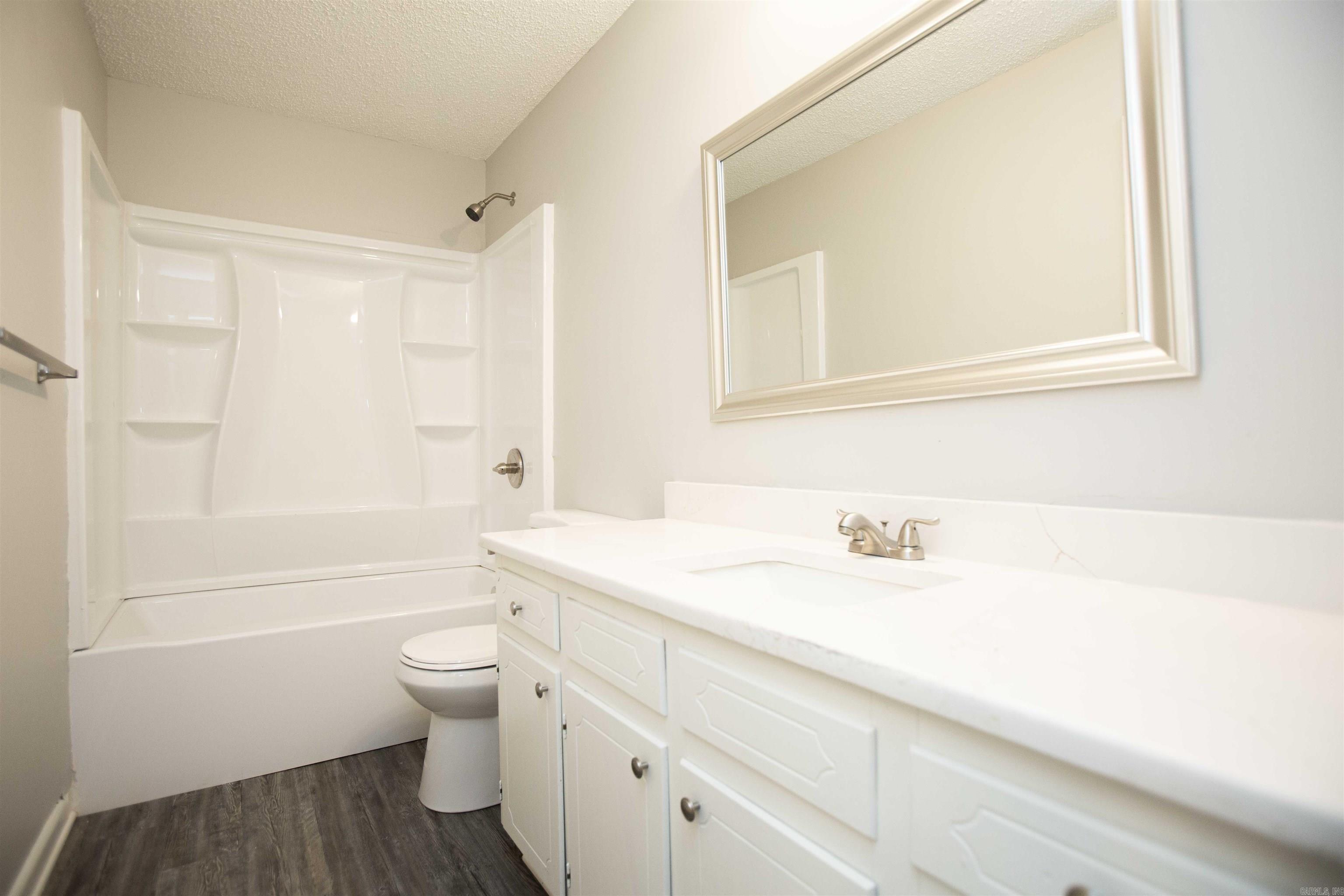 PIKE PLAZA HEIGHTS - Residential