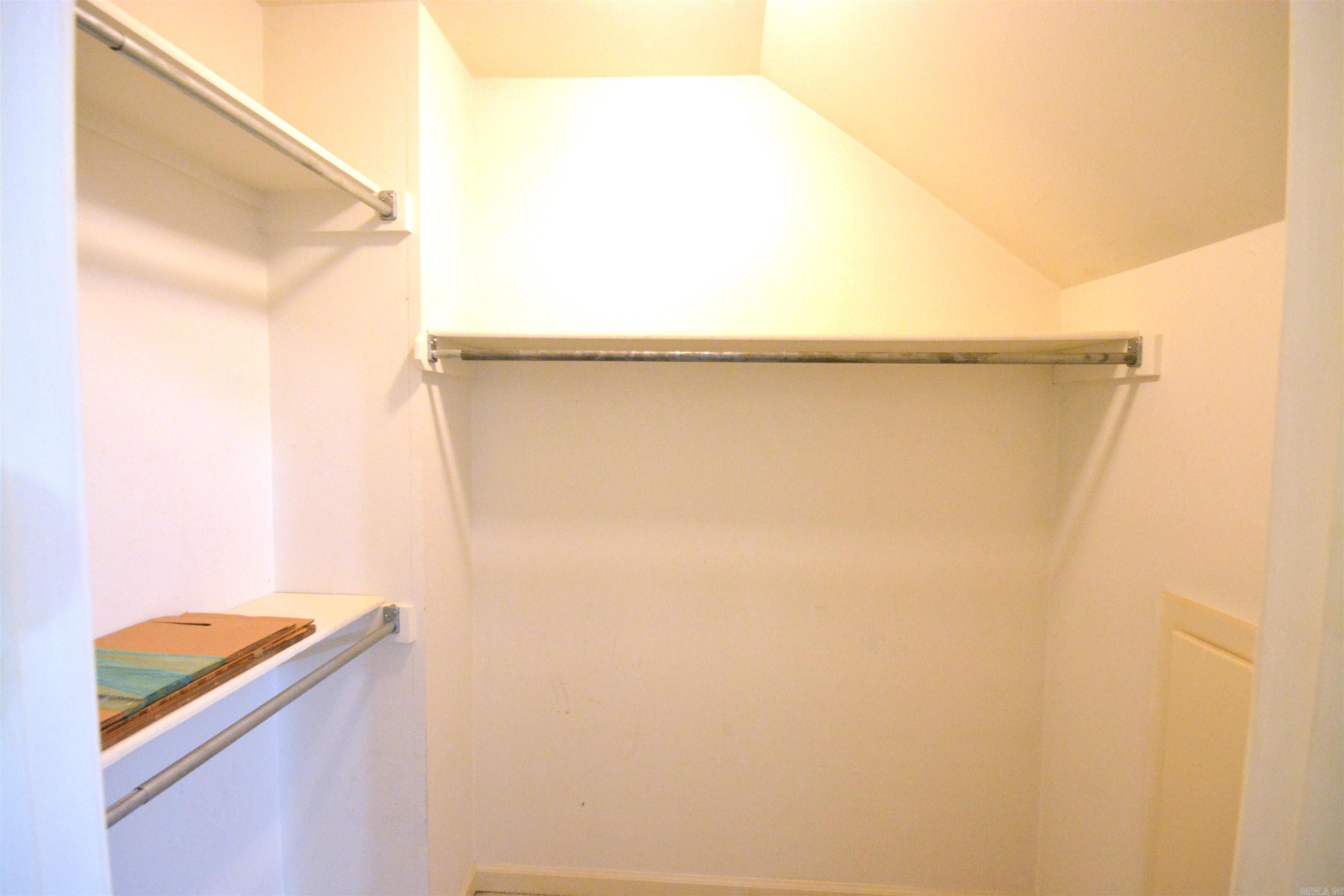 CHERRY CREEK ADDN - Residential