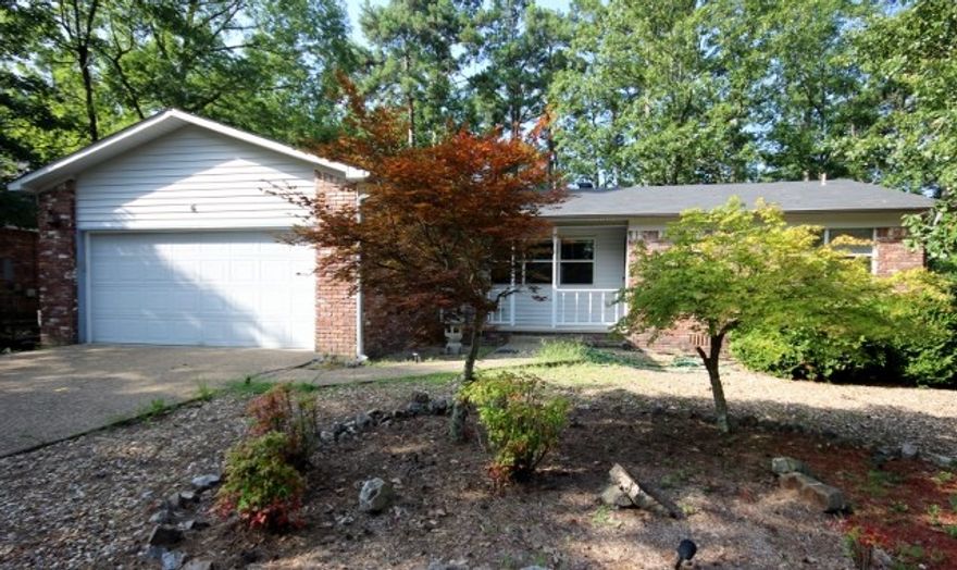 Light & bright describes this charming brick home in a desirable location near Coronado Center. It has an open plan with split BR's & ample storage. Hall bath has W-I shower & MB has tub/shower combo. All new flooring, new int. paint, ceiling fans & the large fenced back yard make this an exceptional bargain. No disclosure available.