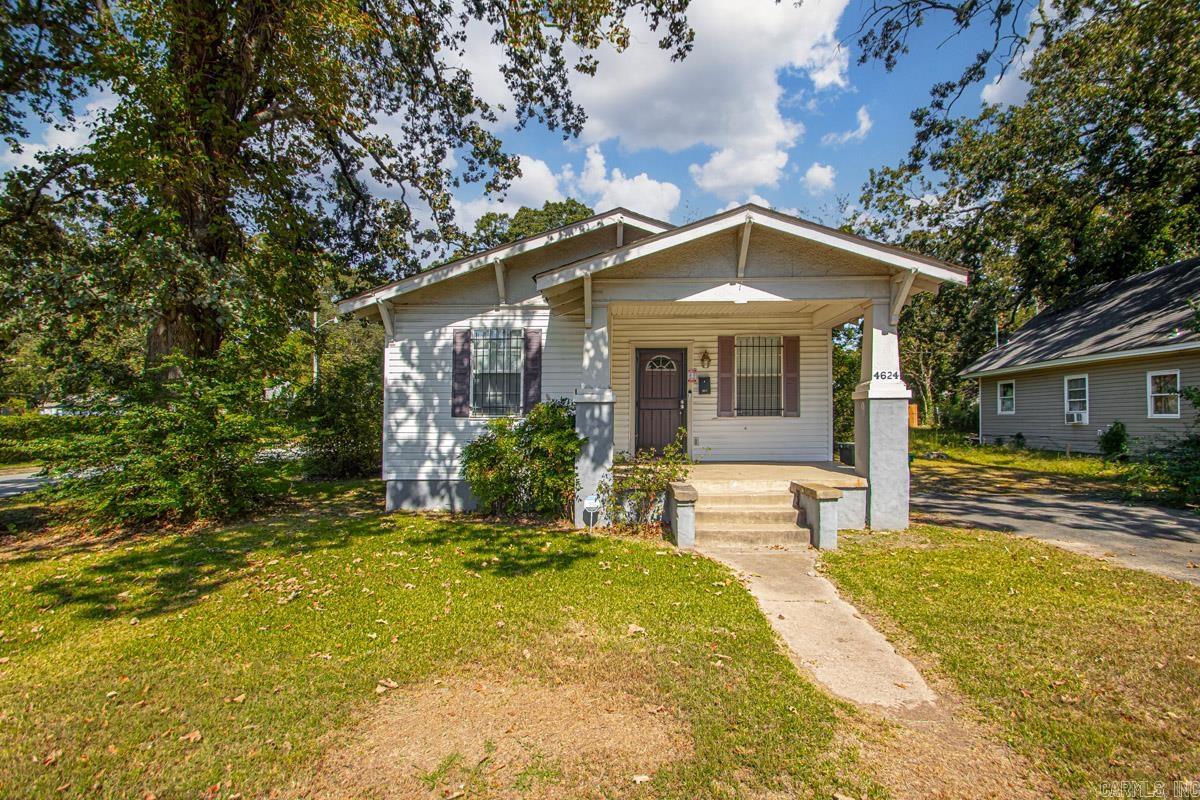 Charming, income-producing 2 bed, 1 bath cottage in the heart of Little Rock, under a mile from UALR & minutes to Childrenās Hospital, the VA Medical Center, & Clinton National Airport. Warm, move-in-ready interiors welcome you with an easy, flexible layout. Proven performer as a short-term rental for 5 years with reported gross income of about $1500 to $1900 per month, making it a simple fit for a STR investor or a 1031 exchange. Partially furnished to launch on day one, including a full-size bed, full-size bunk beds, sofa bed, and a laundry room with washer and dryer. Sip coffee on the wide front porch. Host friends on the backyard deck under the stars. The 10,000 sq ft lot gives space to garden, play, or expand outdoor living. Practical comforts include an efficient floor plan and quick access to downtown, UAMS, dining, and parks. Near campus and medical centers, the location supports steady guest demand and simple commutes. With a manageable footprint and low-upkeep yard, this home is set up for easy ownership as a primary, midterm, or short-term. Keep it as an income property or make it your own. Ideal for a first-time homebuyer. Private showings available!