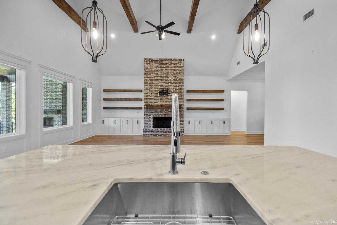 CHENAL VALLEY "FALSTONE COURT" - Residential