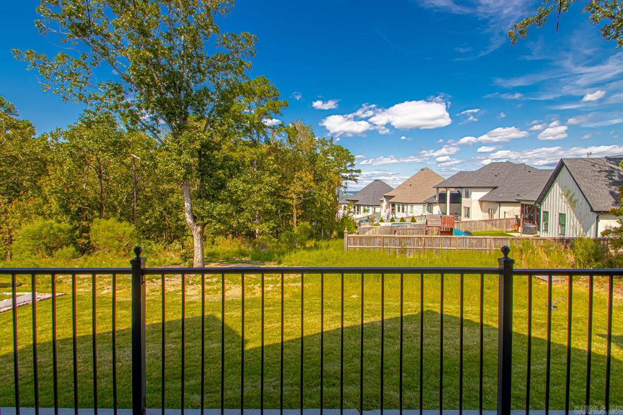 CHENAL VALLEY "FALSTONE COURT" - Residential