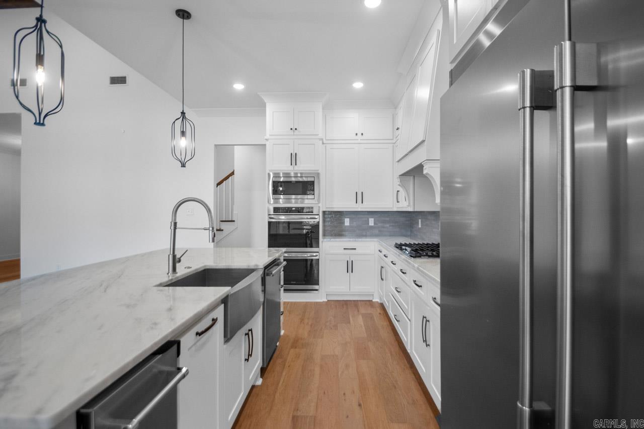 CHENAL VALLEY "FALSTONE COURT" - Residential