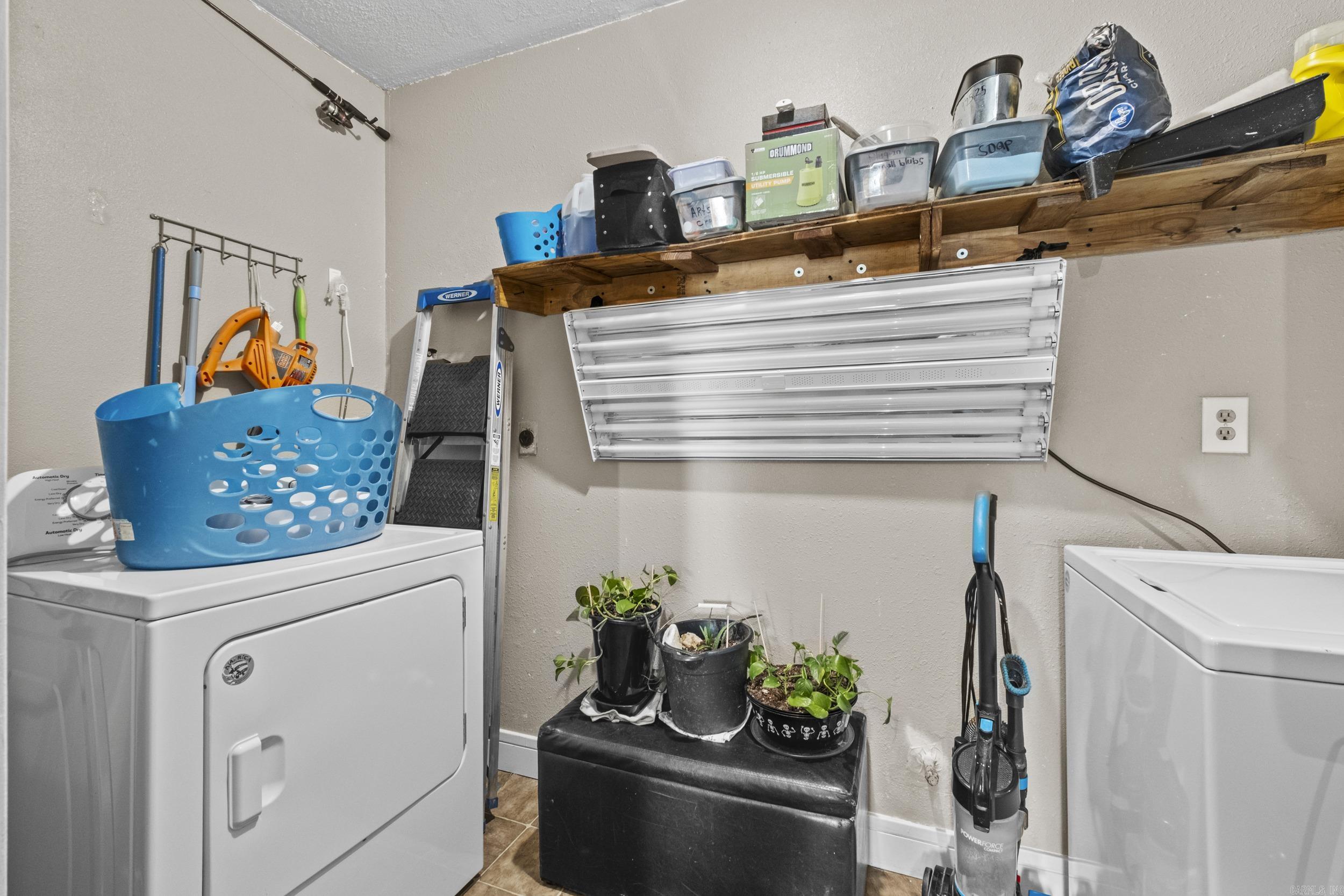 WOODBRIAR - Residential