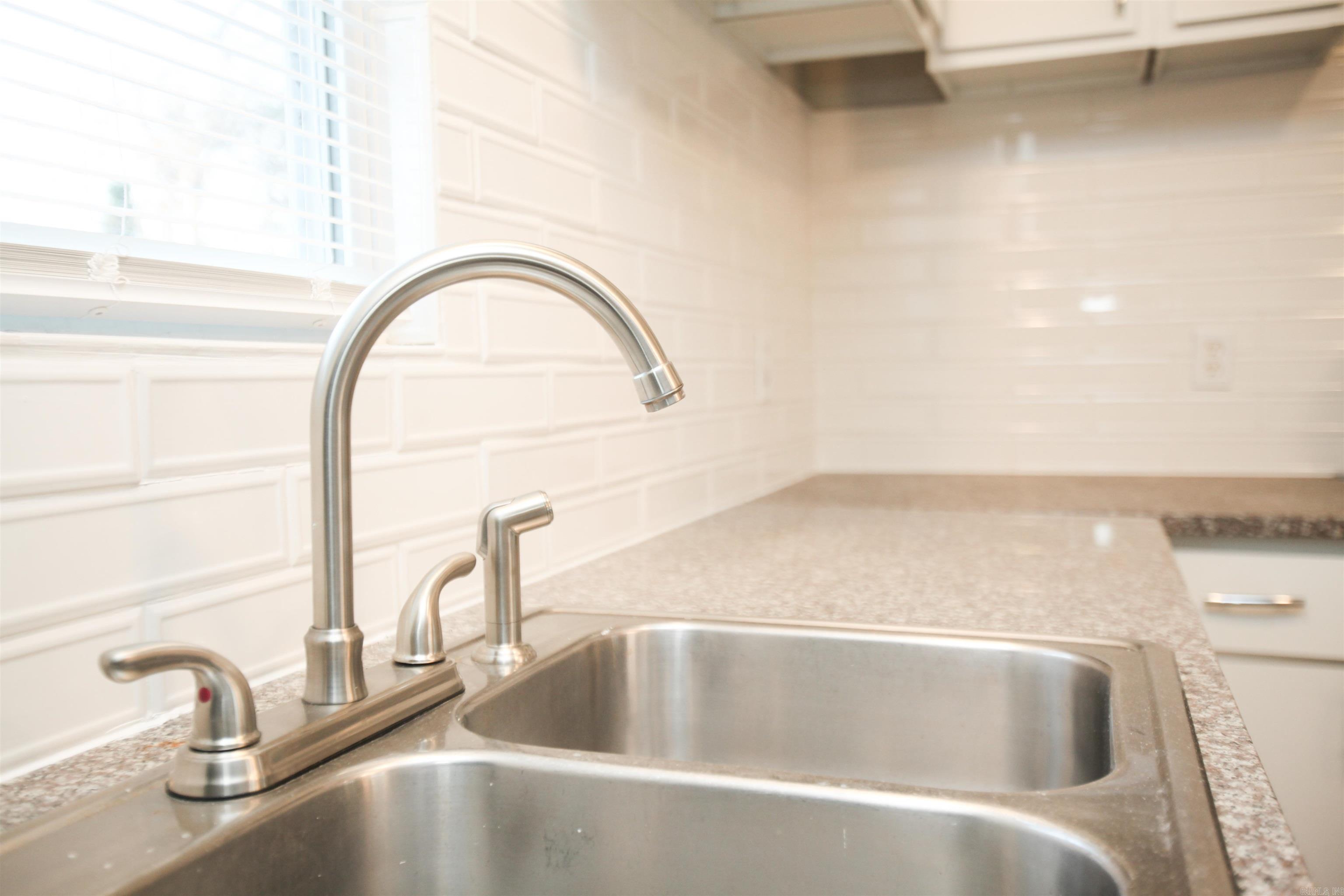 Riffel & Holder - Residential Lease