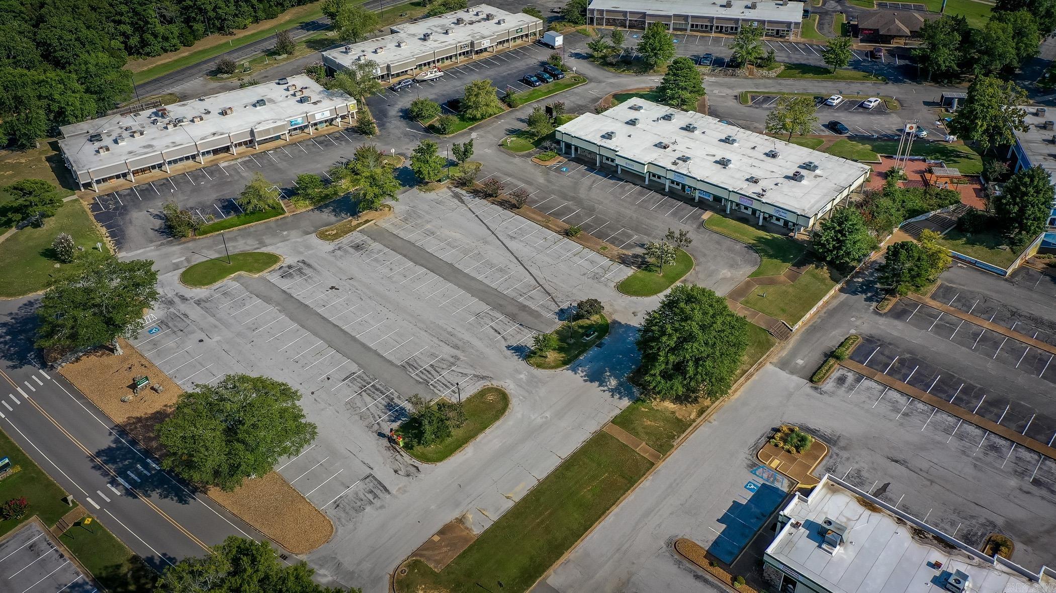 Lakewood - Commercial Sale