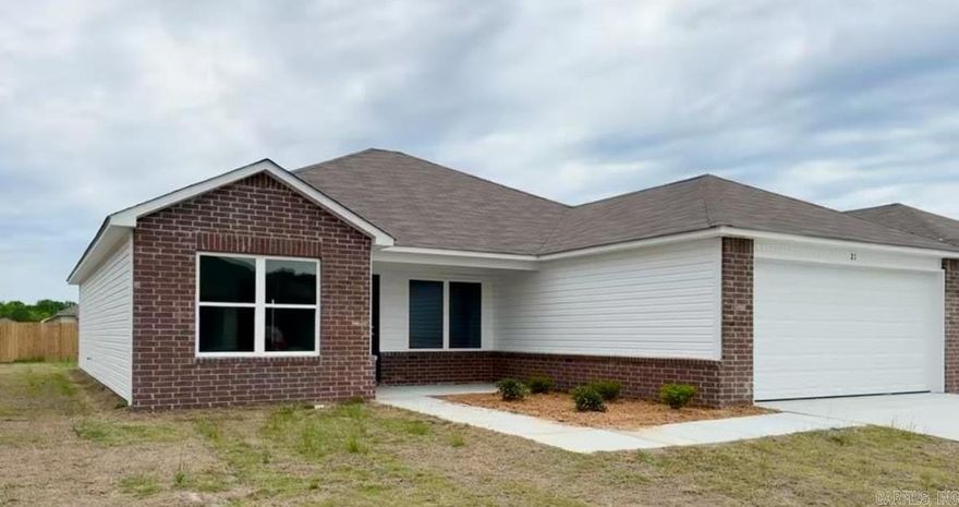 The gorgeous Lowell II plan is rich with curb appeal with its welcoming covered front porch and front yard landscaping. This home features an open floor plan with 3 bedrooms, 2 bathrooms, and an expansive living area. Also enjoy a flexible breakfast/dining area, and a beautiful kitchen fully equipped with energy-efficient appliances, ample counterspace, and a sizable pantry for the adventurous home chef. Learn more about this home today! **SEE SHOWING REMARKS & AGENT REMARKS FOR IMPORTANT INFORMATION**