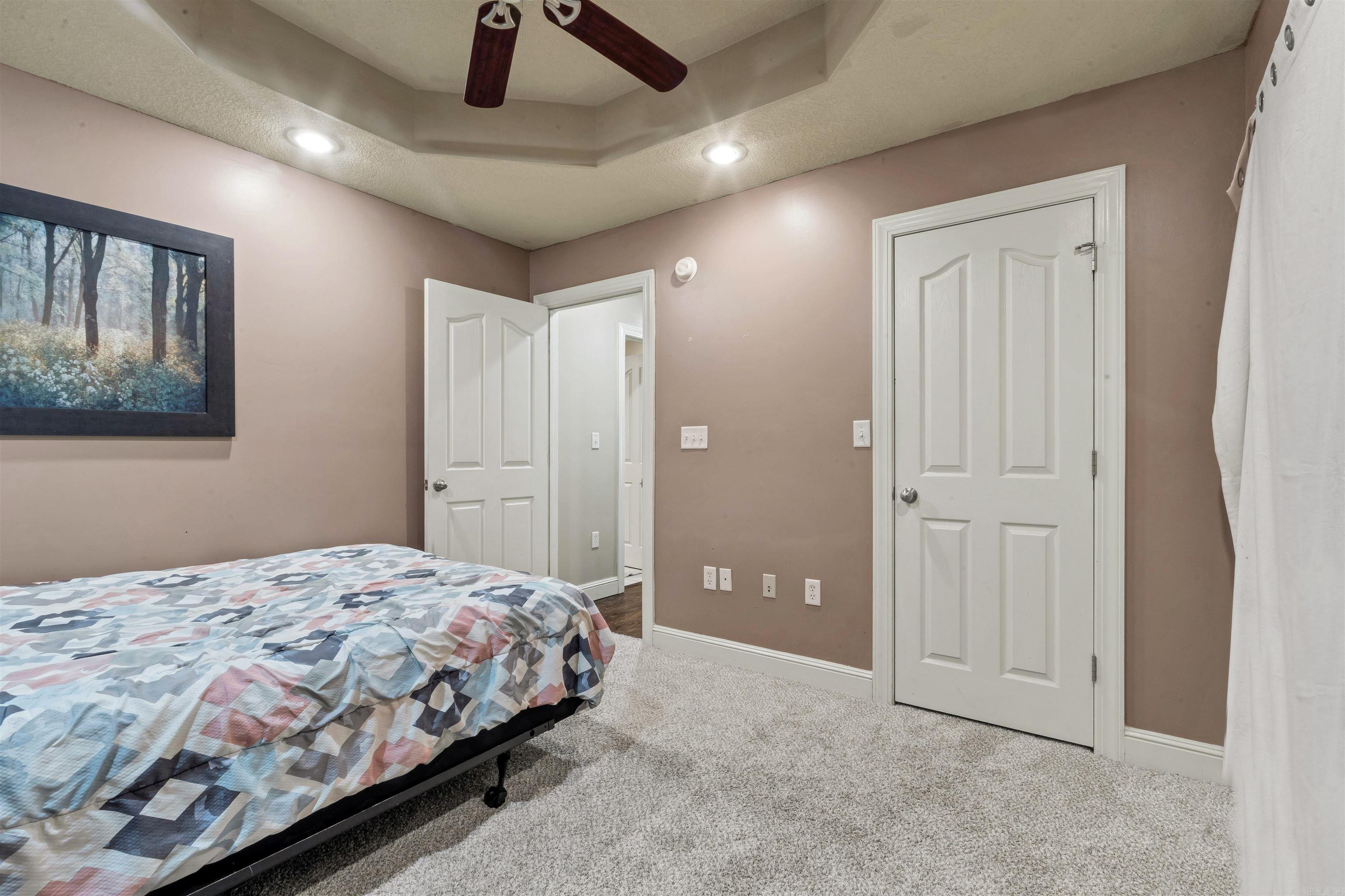 BOSTON PROPER SUB - Residential
