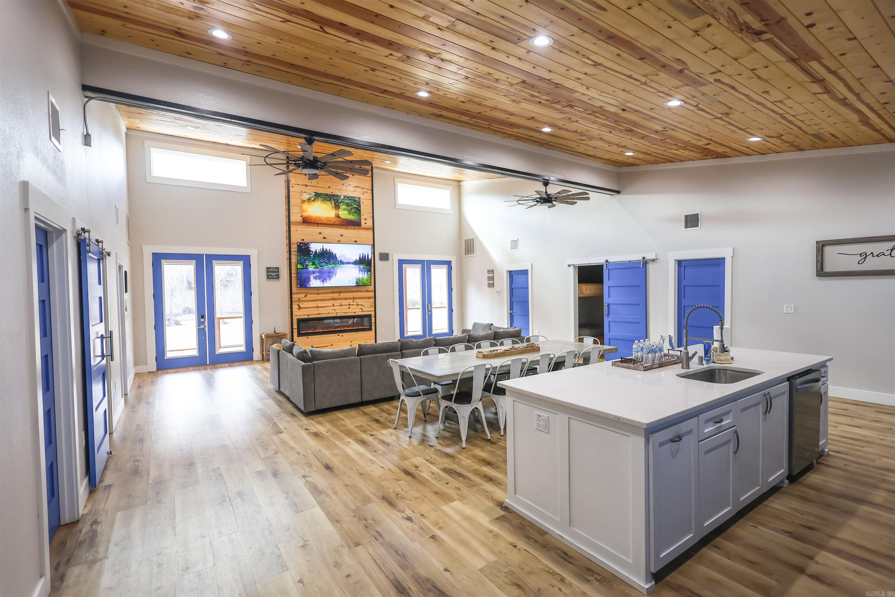 Jordans Bend at Caddos - Residential