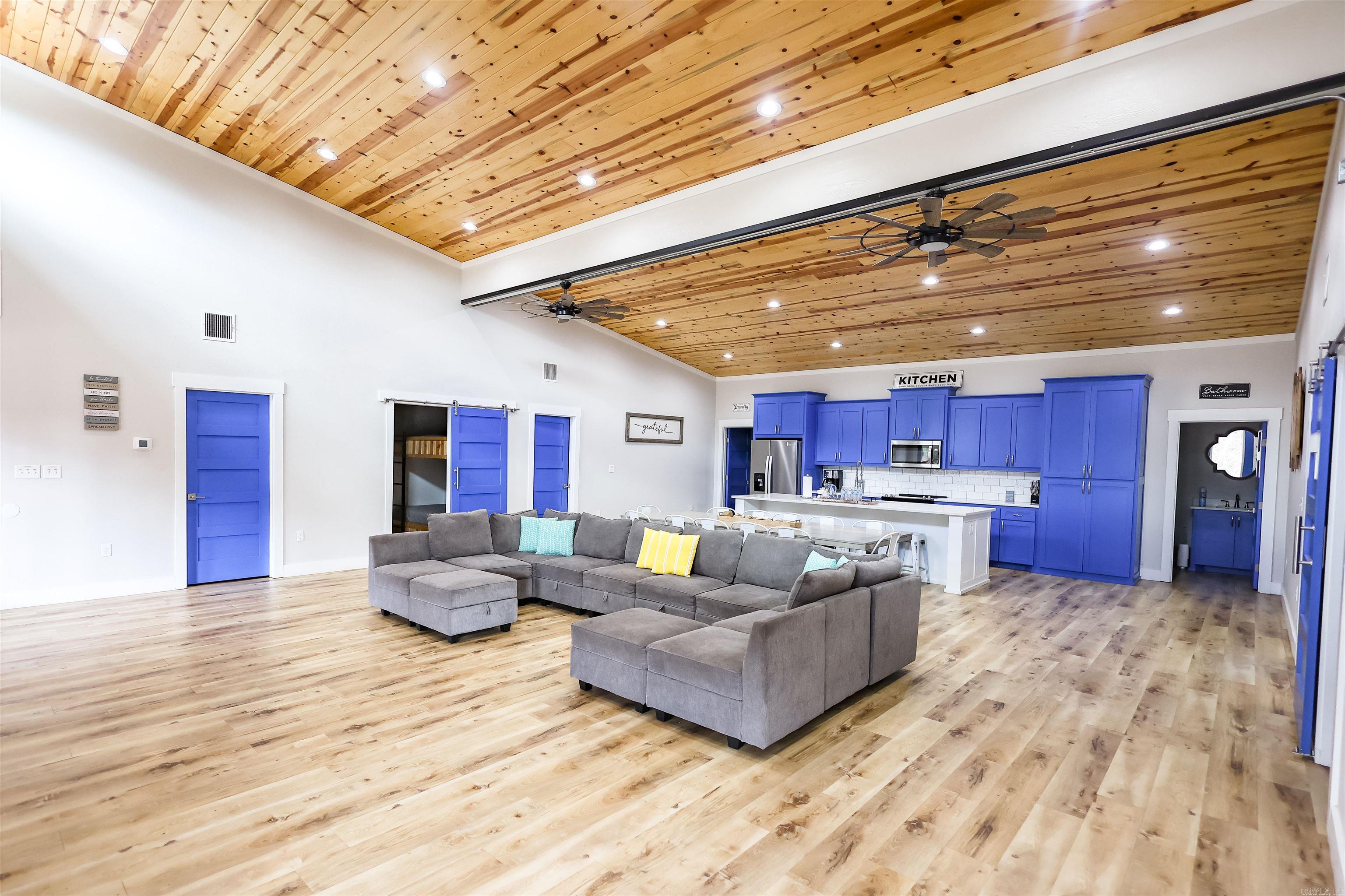 Jordans Bend at Caddos - Residential