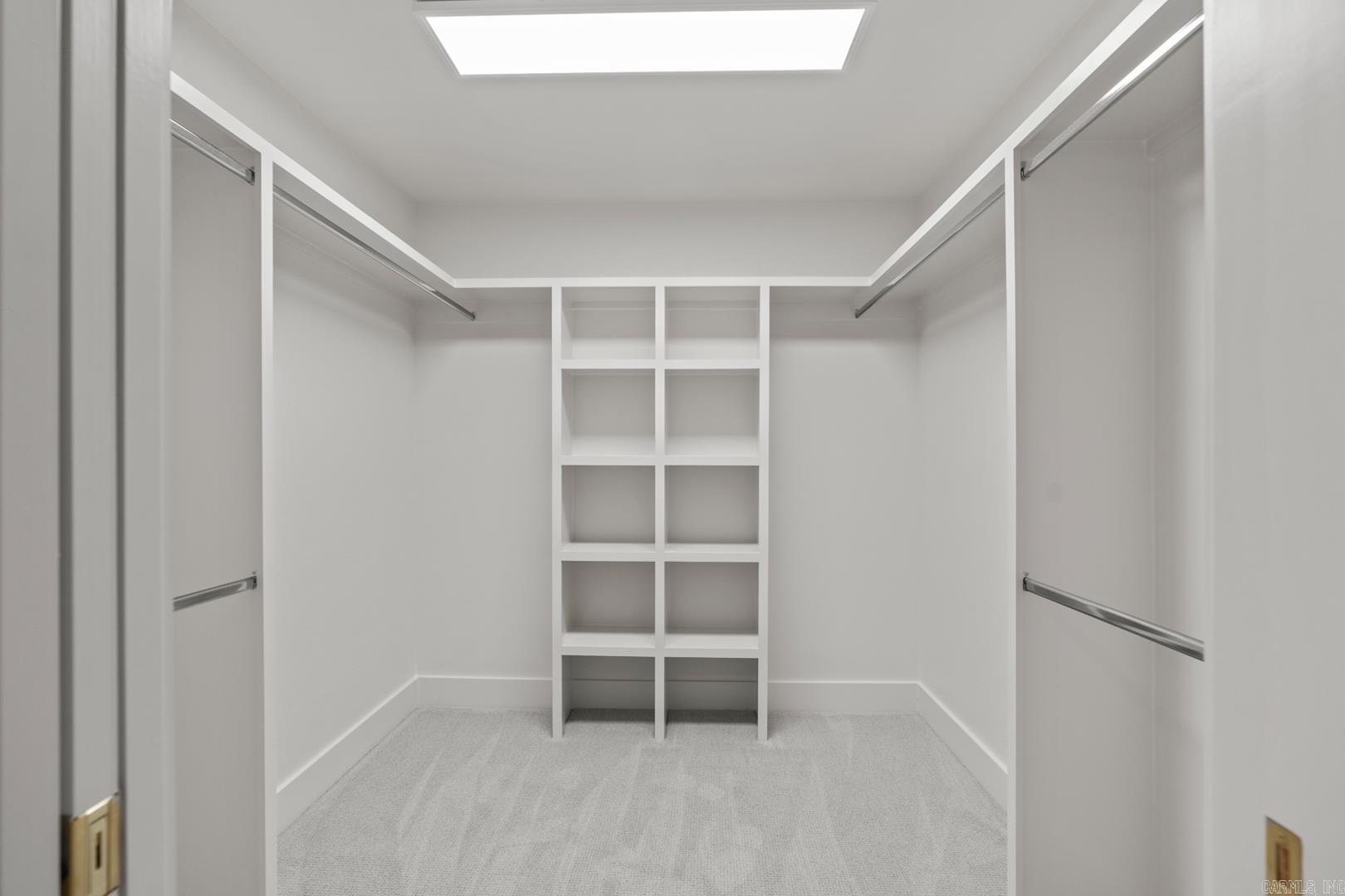 KINGWOOD PLACE - Residential