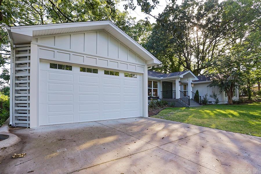KINGWOOD PLACE - Residential