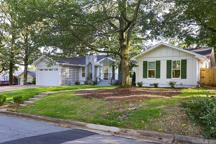 KINGWOOD PLACE - Residential