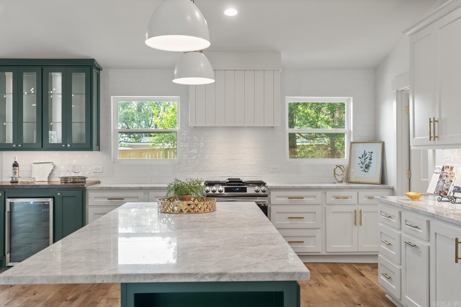KINGWOOD PLACE - Residential