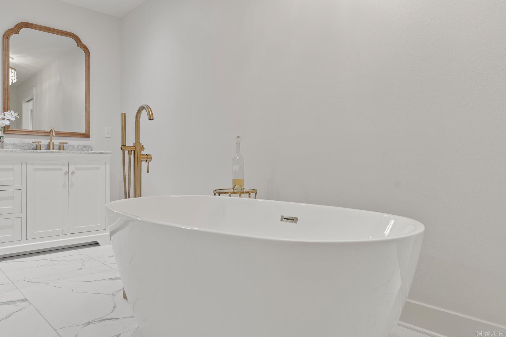 KINGWOOD PLACE - Residential