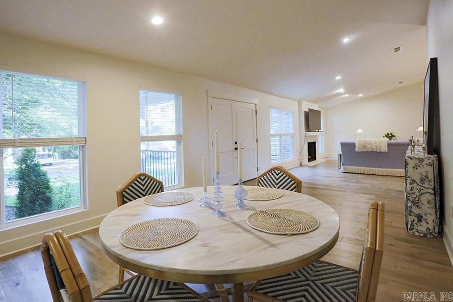 KINGWOOD PLACE - Residential