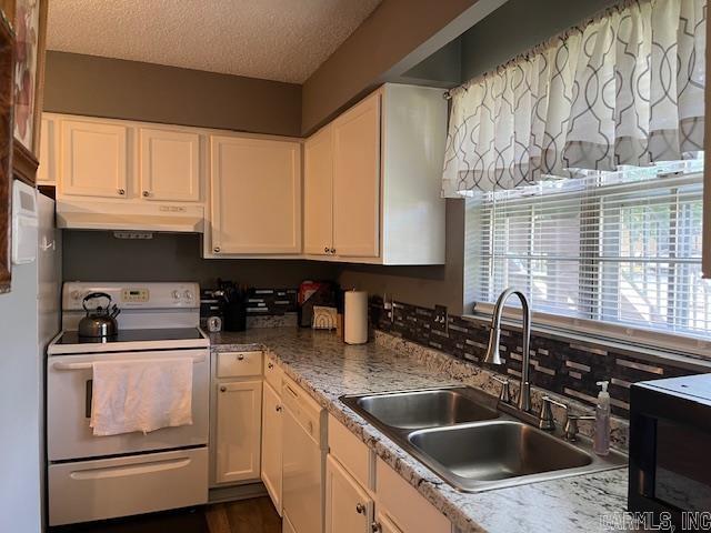 VILLA MARIE TOWNHOMES - Residential