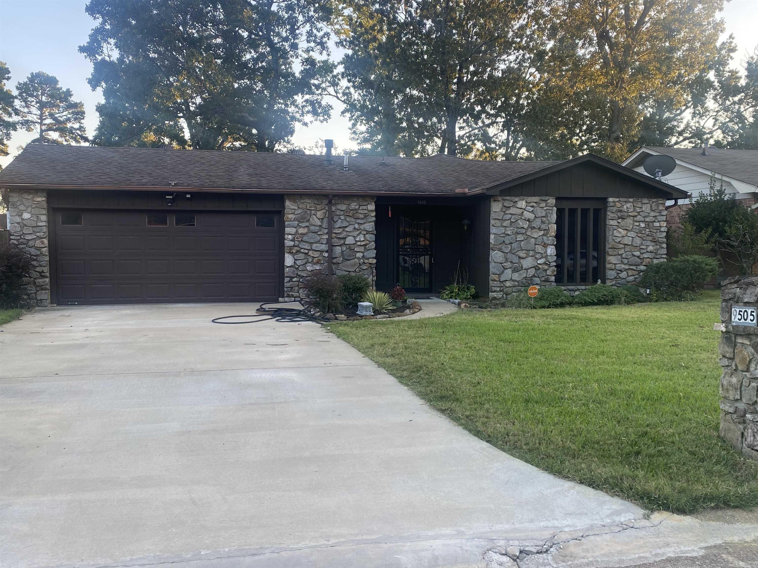 Conveniently located near Baptist Hospital, this 3-bedroom, 2-bath home is ready for your finishing touches. It features a newer heating and air system, a brand-new gas generator, and a spacious backyard perfect for relaxing or entertaining. Don’t miss the opportunity to make this home your own! *The property will be marketed without a yard sign*