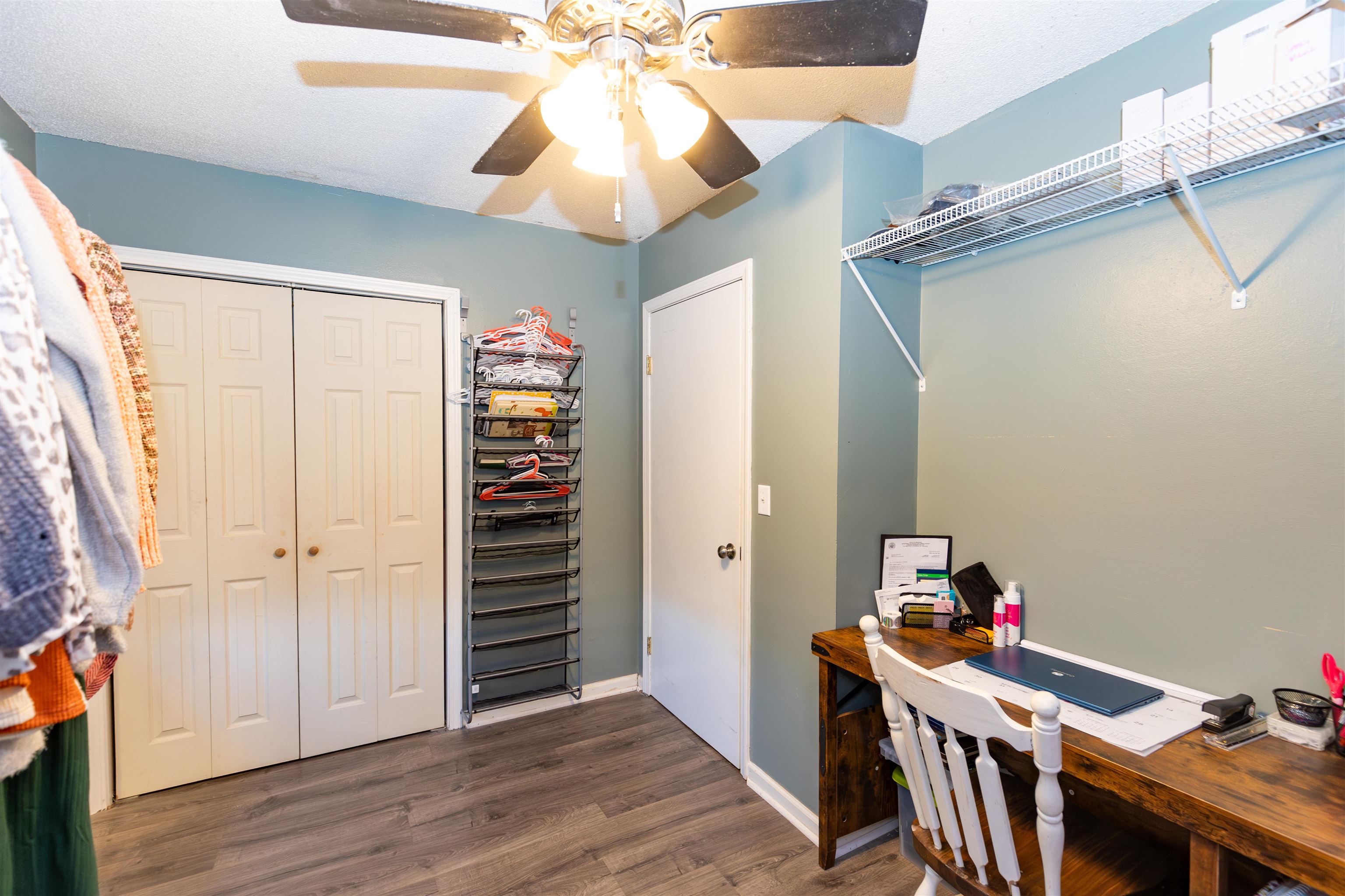 EZELL & YOUNG - Residential