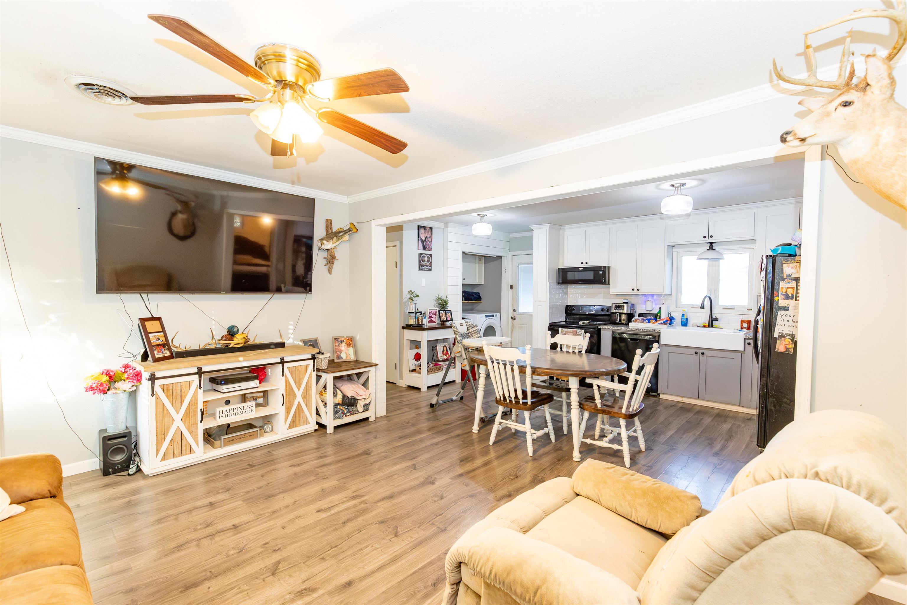 EZELL & YOUNG - Residential