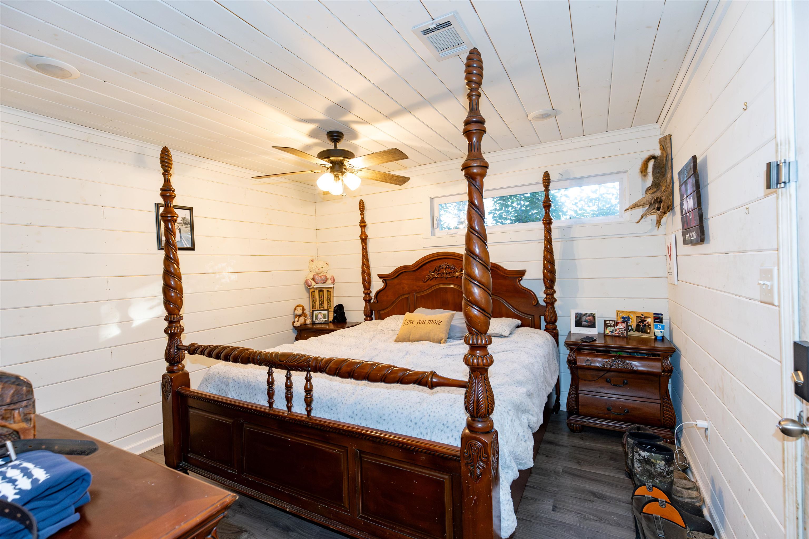 EZELL & YOUNG - Residential