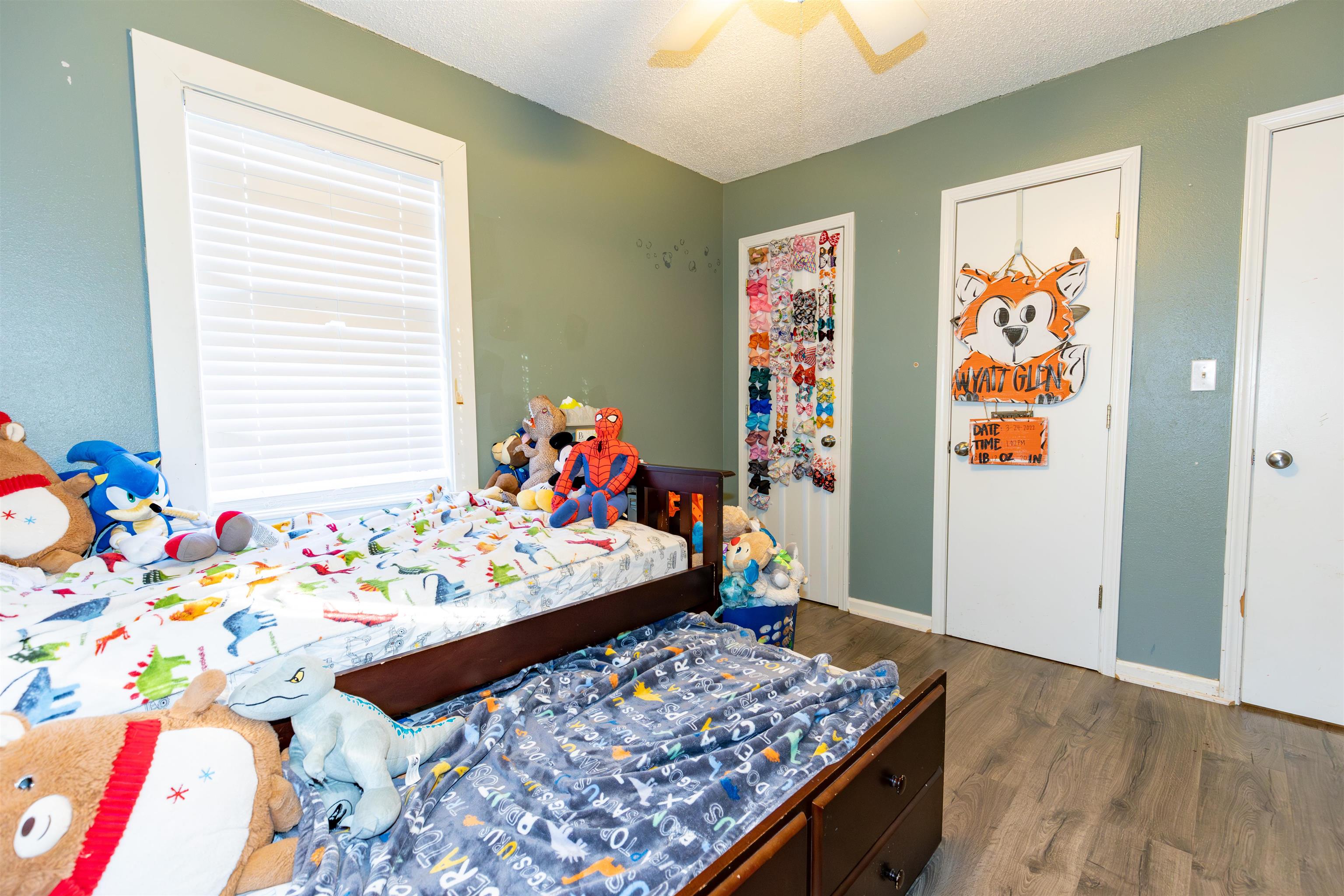 EZELL & YOUNG - Residential