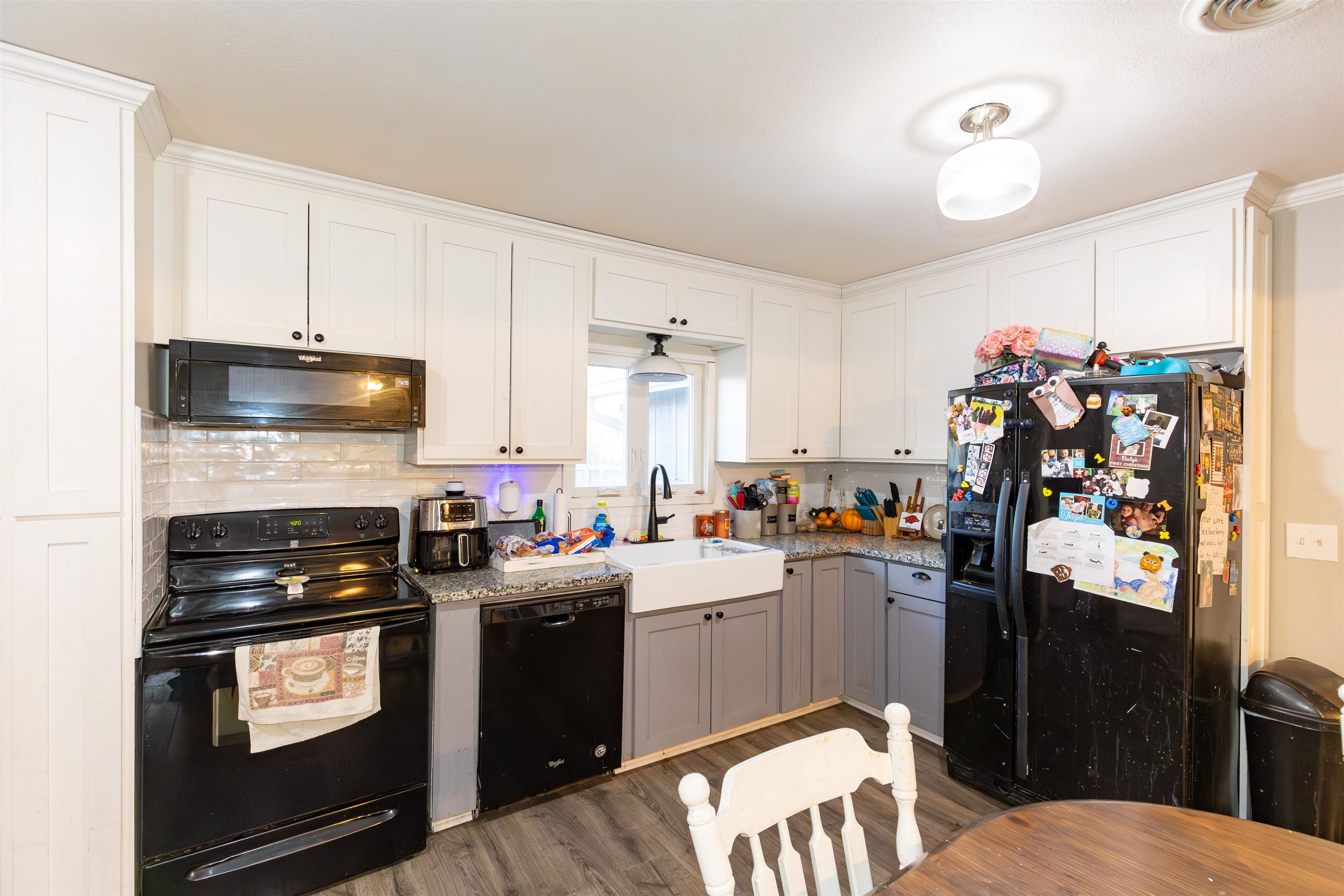 EZELL & YOUNG - Residential