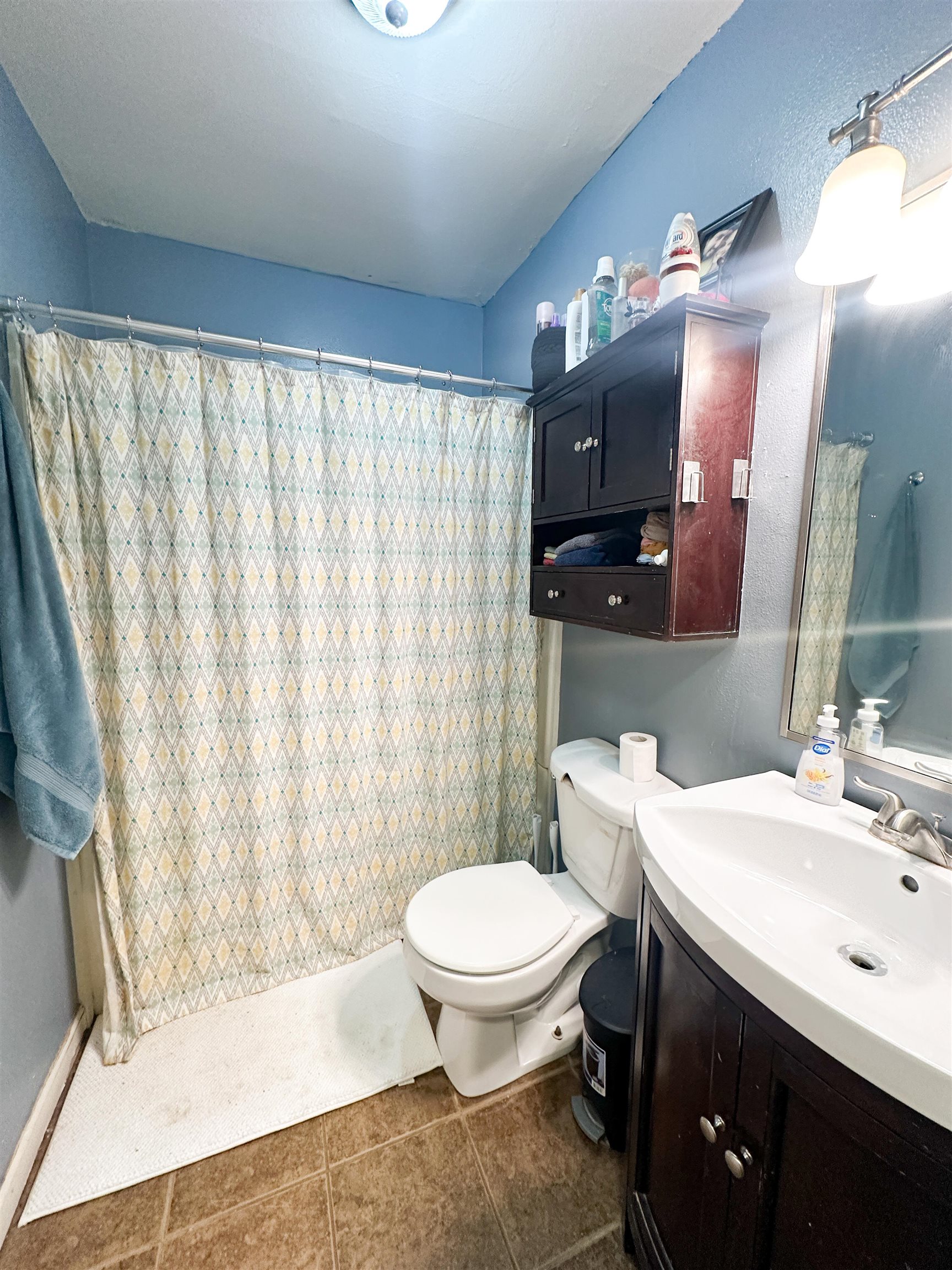 EZELL & YOUNG - Residential