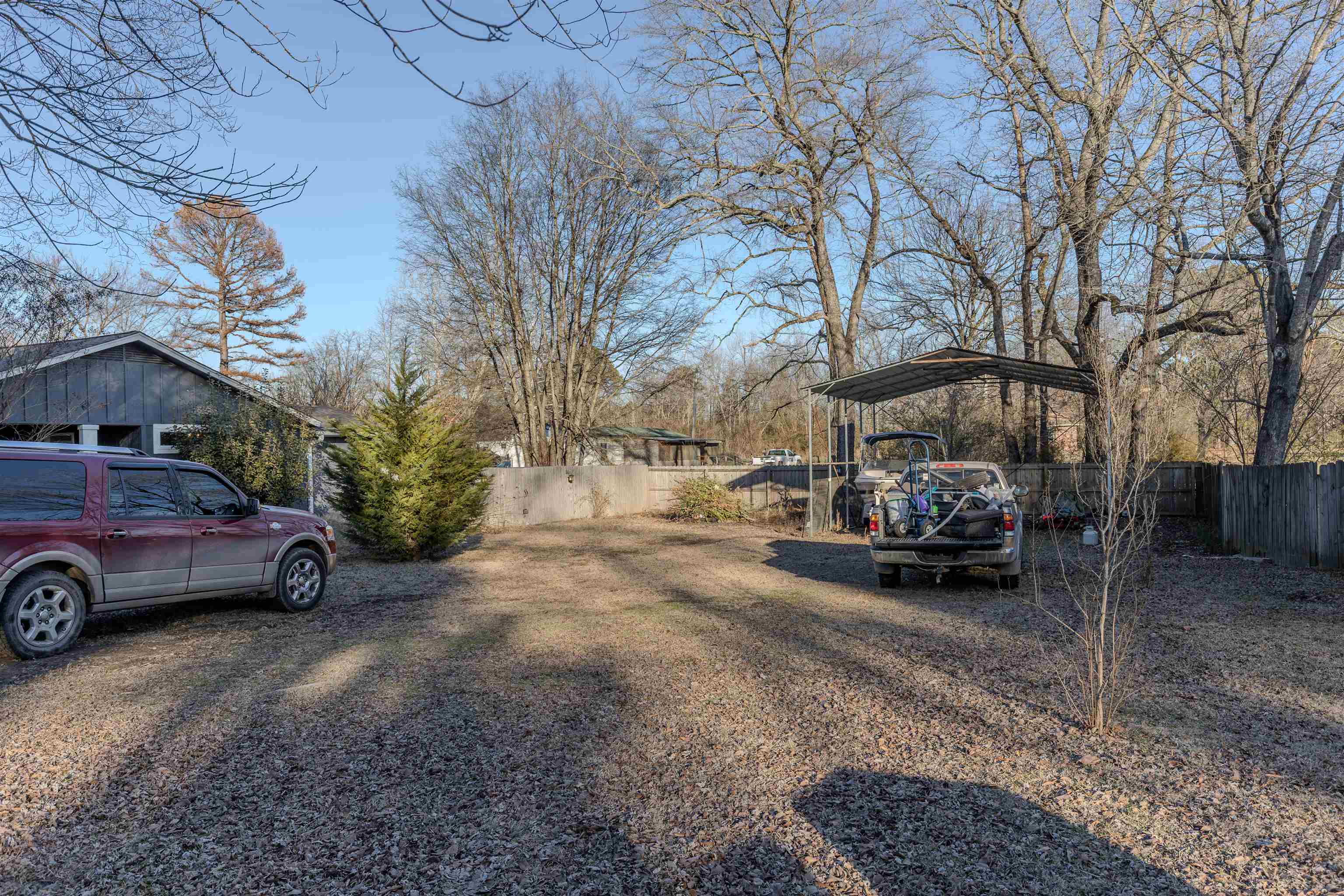 EZELL & YOUNG - Residential