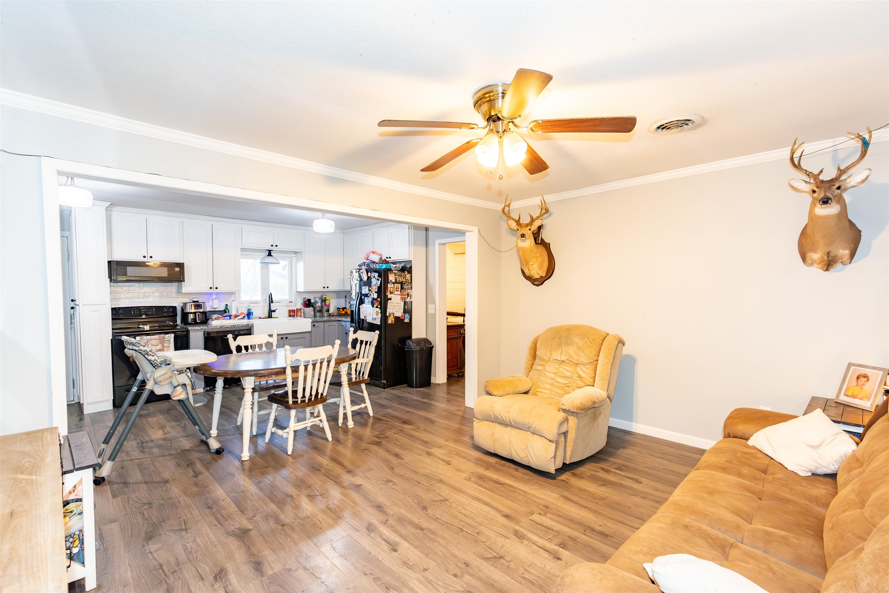 EZELL & YOUNG - Residential