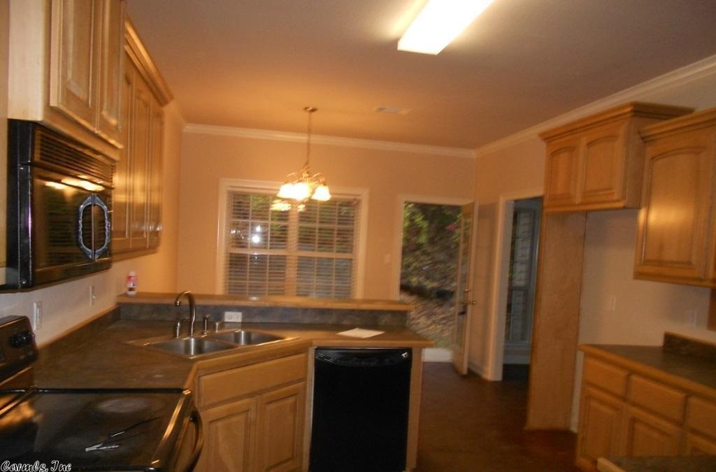 Brentwood Villas - Residential