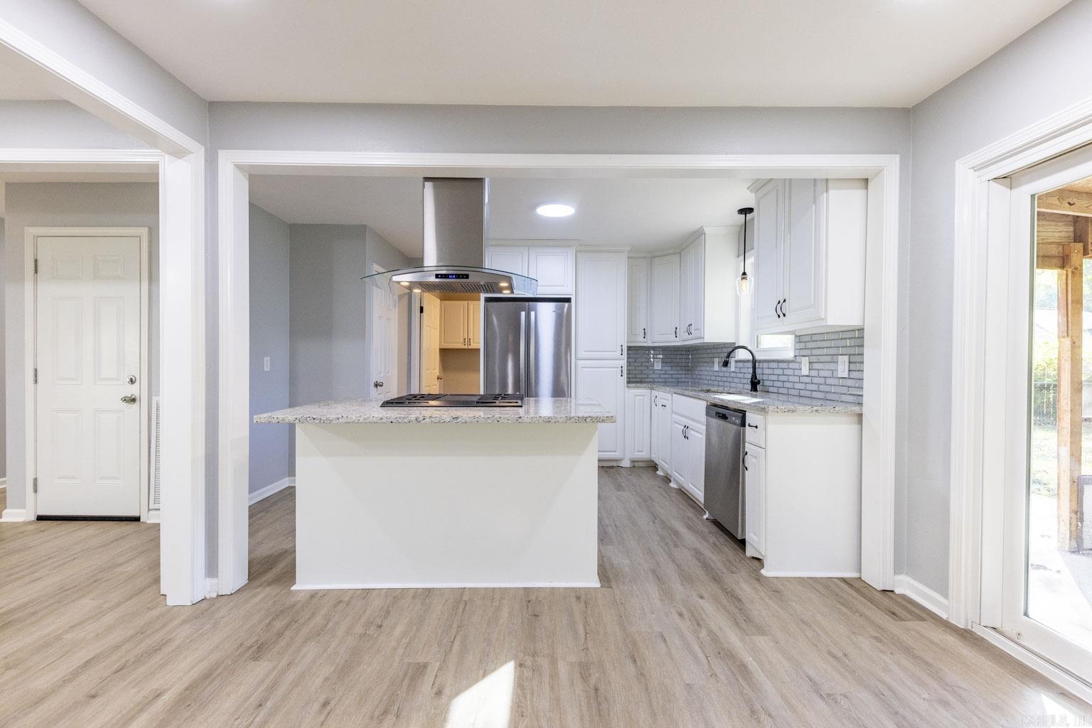 BLOOMFIELD HILLS - Residential