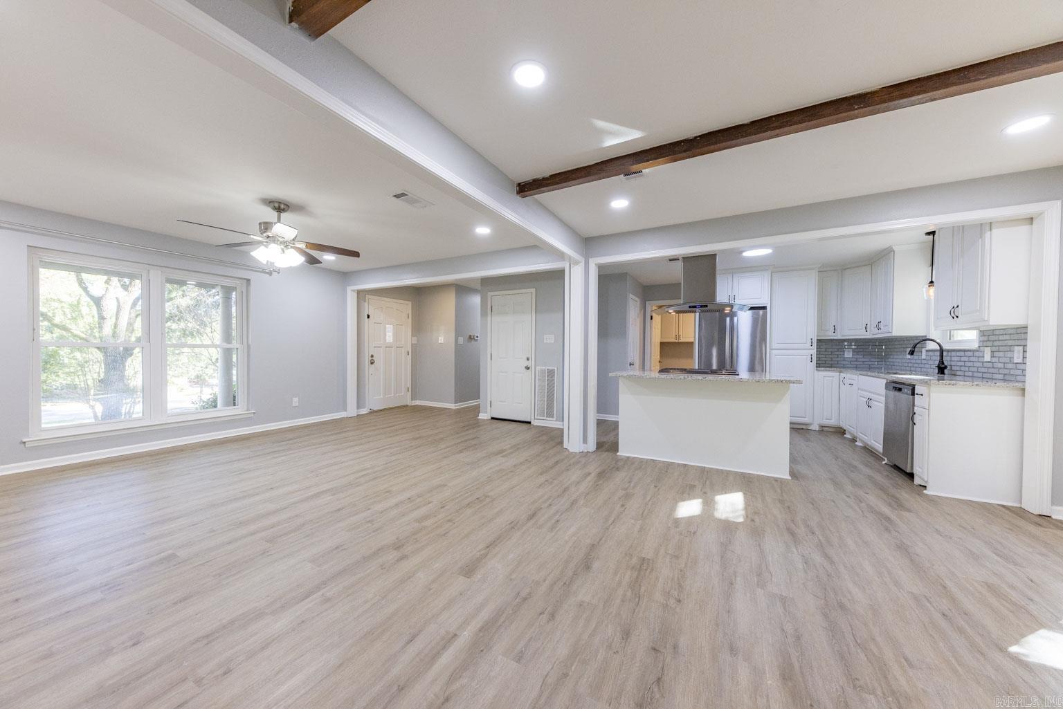 BLOOMFIELD HILLS - Residential