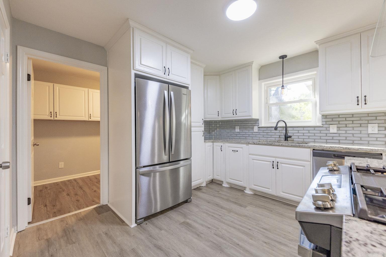 BLOOMFIELD HILLS - Residential