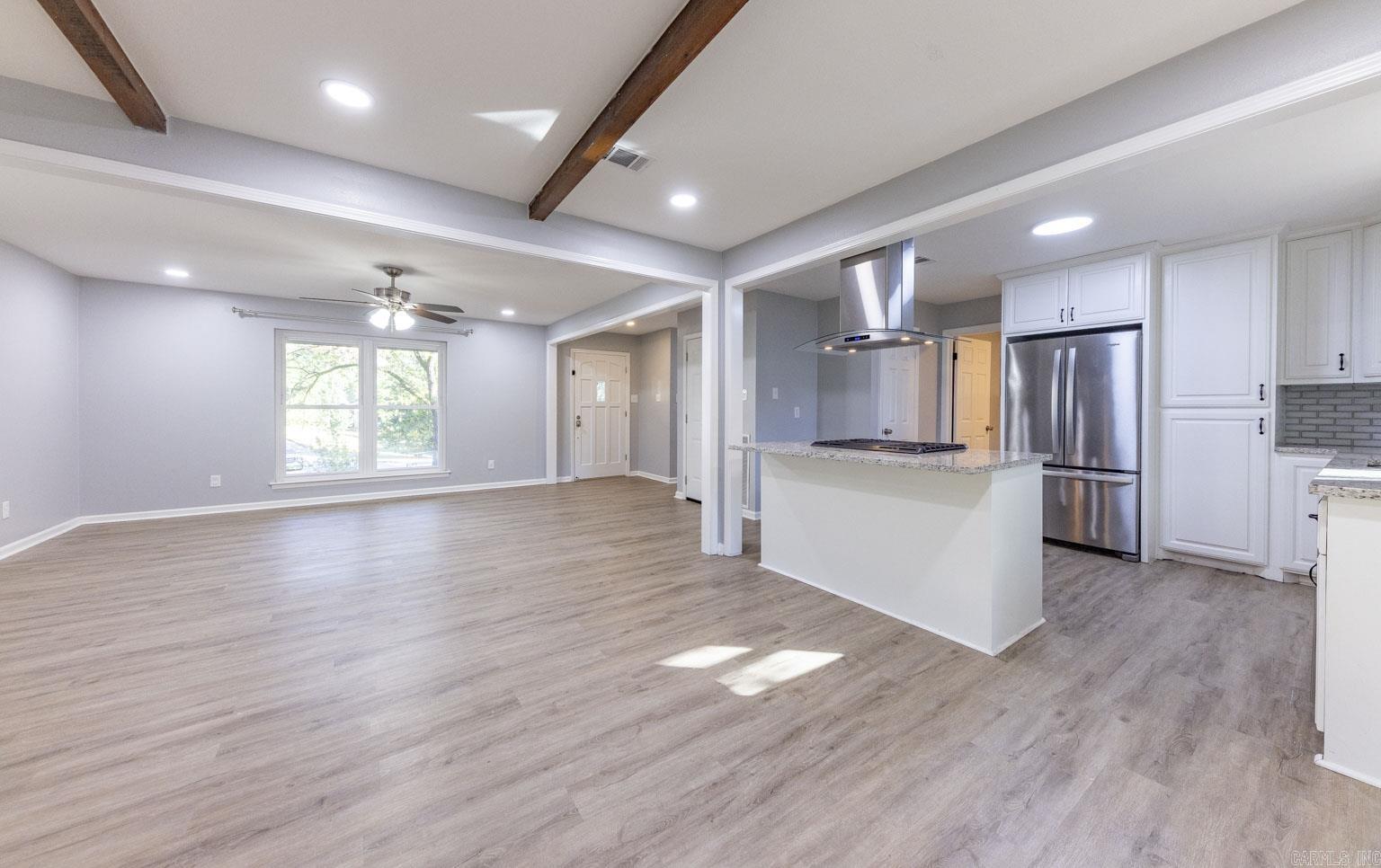 BLOOMFIELD HILLS - Residential