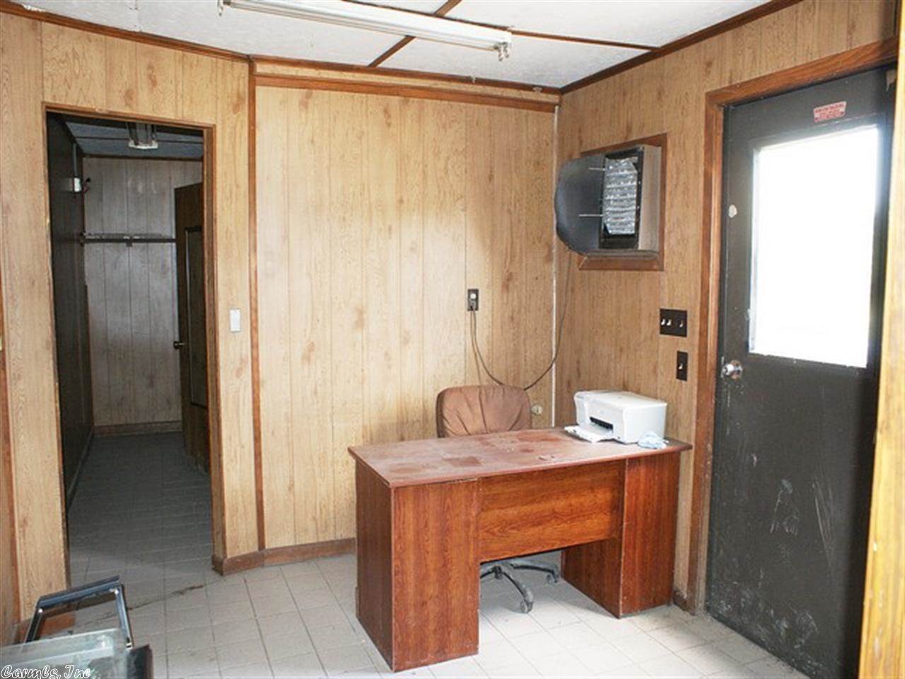 Metes & Bounds - Commercial Sale