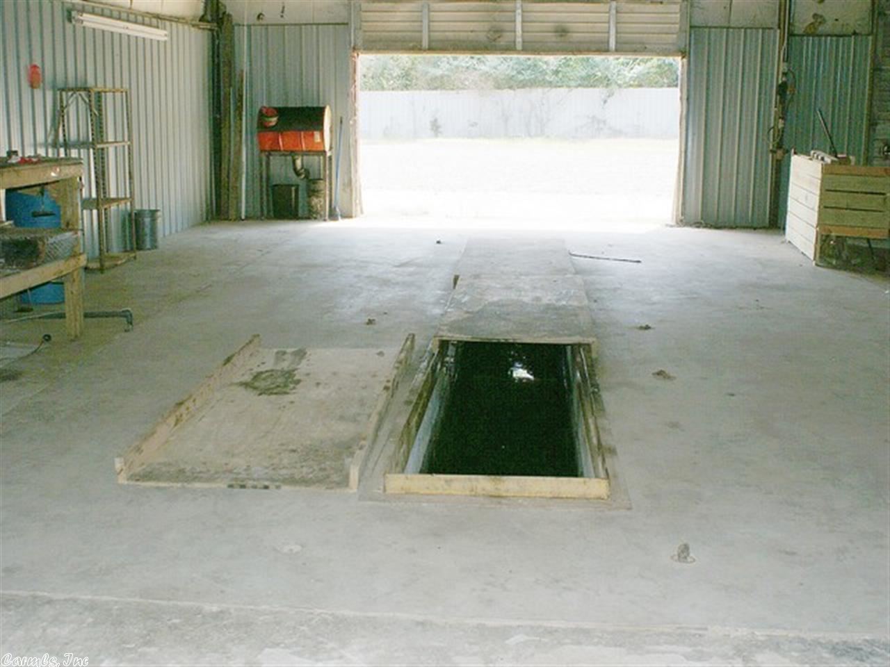 Metes & Bounds - Commercial Sale