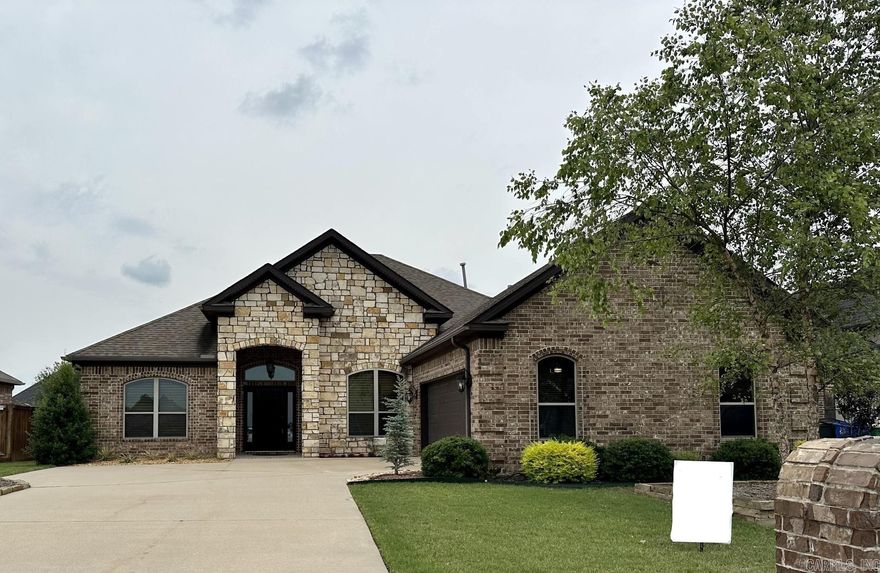 Beautiful 3bedroom/ 2 bath, Custom, 1 owner home on a flat, fully fenced lot with side loading 2 car garage. Plantation shutters along the front windows and wood blinds on all back windows Open concept with kitchen open to breakfast area and living room. Kitchen has an eat at bar and a separate dining room. All stainless appliances, gas range, great pantry with lazy susan built in. Master has tray ceilings, patio entrance, ensuite with large walk in shower and separate tub. Back bedroom has new carpet and private access to patio as well. This house was beautifully done! Schedule your appointment! You do not want to miss this one.