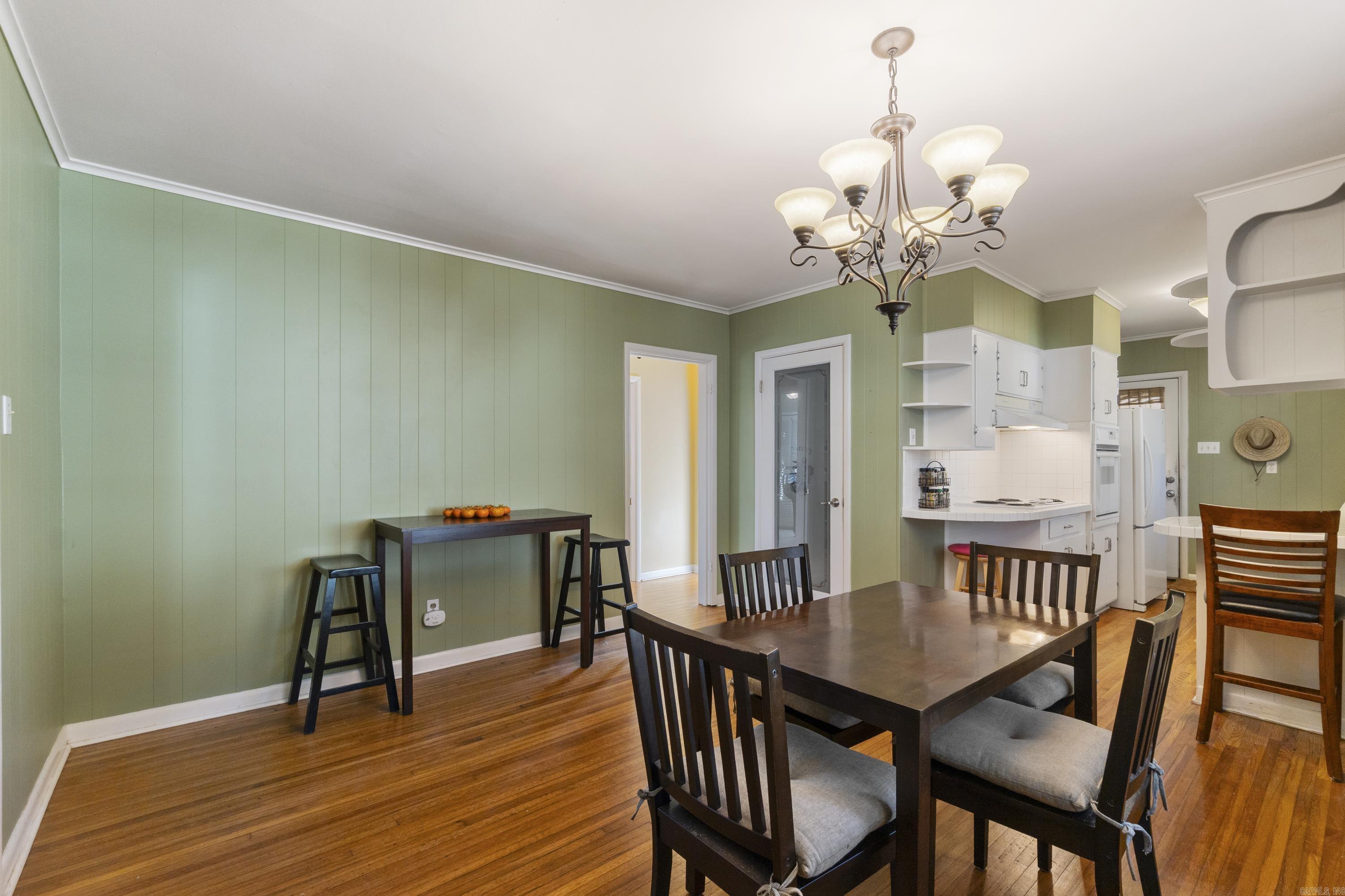 BEACHES - Residential