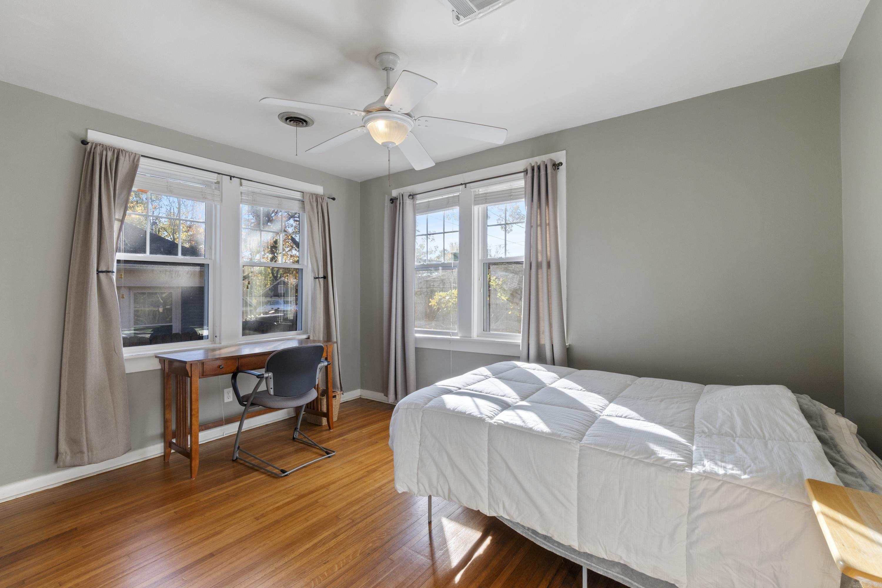 BEACHES - Residential